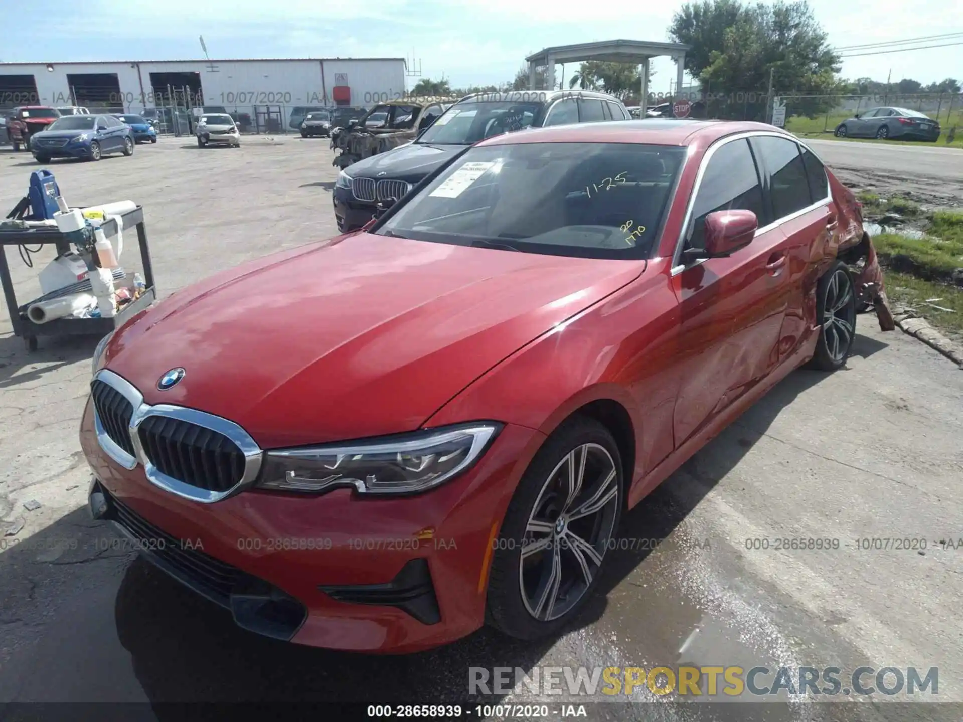 2 Photograph of a damaged car 3MW5R1J01L8B31770 BMW 3 SERIES 2020