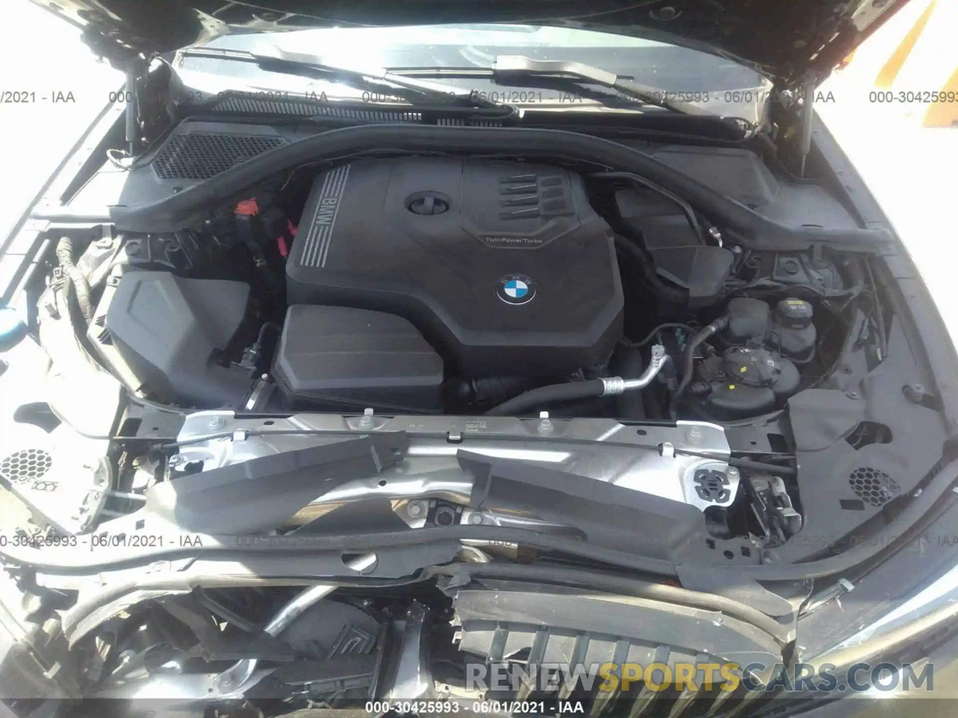 10 Фотография поврежденного автомобиля 3MW5R1J01L8B34457 BMW 3 SERIES 2020