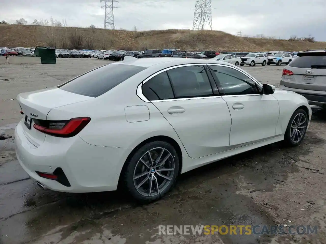 3 Photograph of a damaged car 3MW5R1J01L8B37326 BMW 3 SERIES 2020