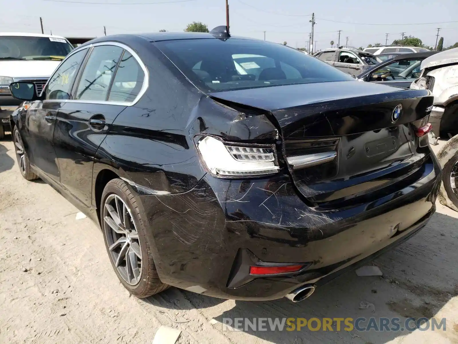 3 Photograph of a damaged car 3MW5R1J02L8B23239 BMW 3 SERIES 2020