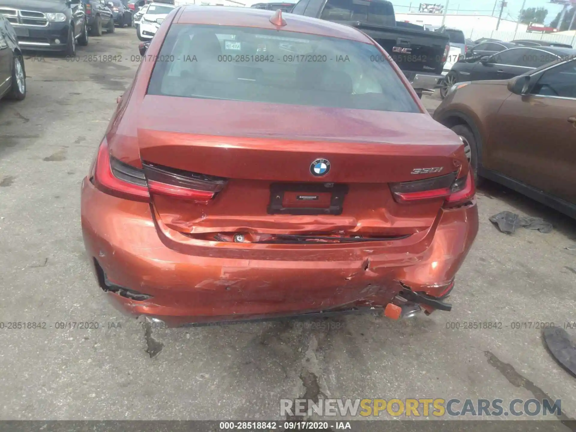 6 Photograph of a damaged car 3MW5R1J02L8B25797 BMW 3 SERIES 2020