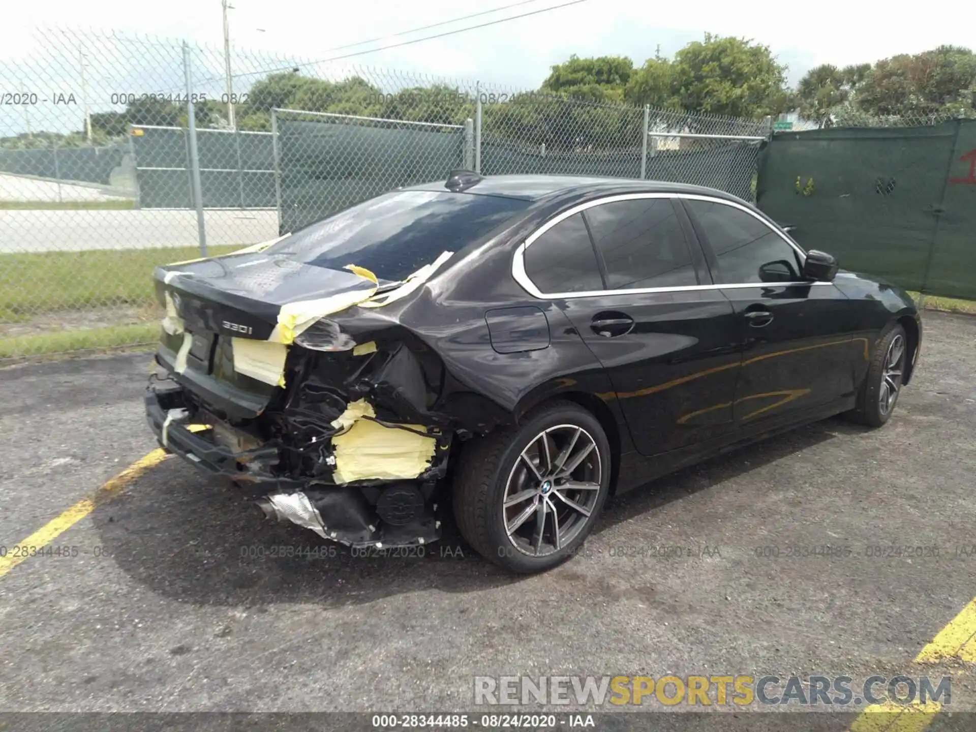 6 Photograph of a damaged car 3MW5R1J02L8B32376 BMW 3 SERIES 2020