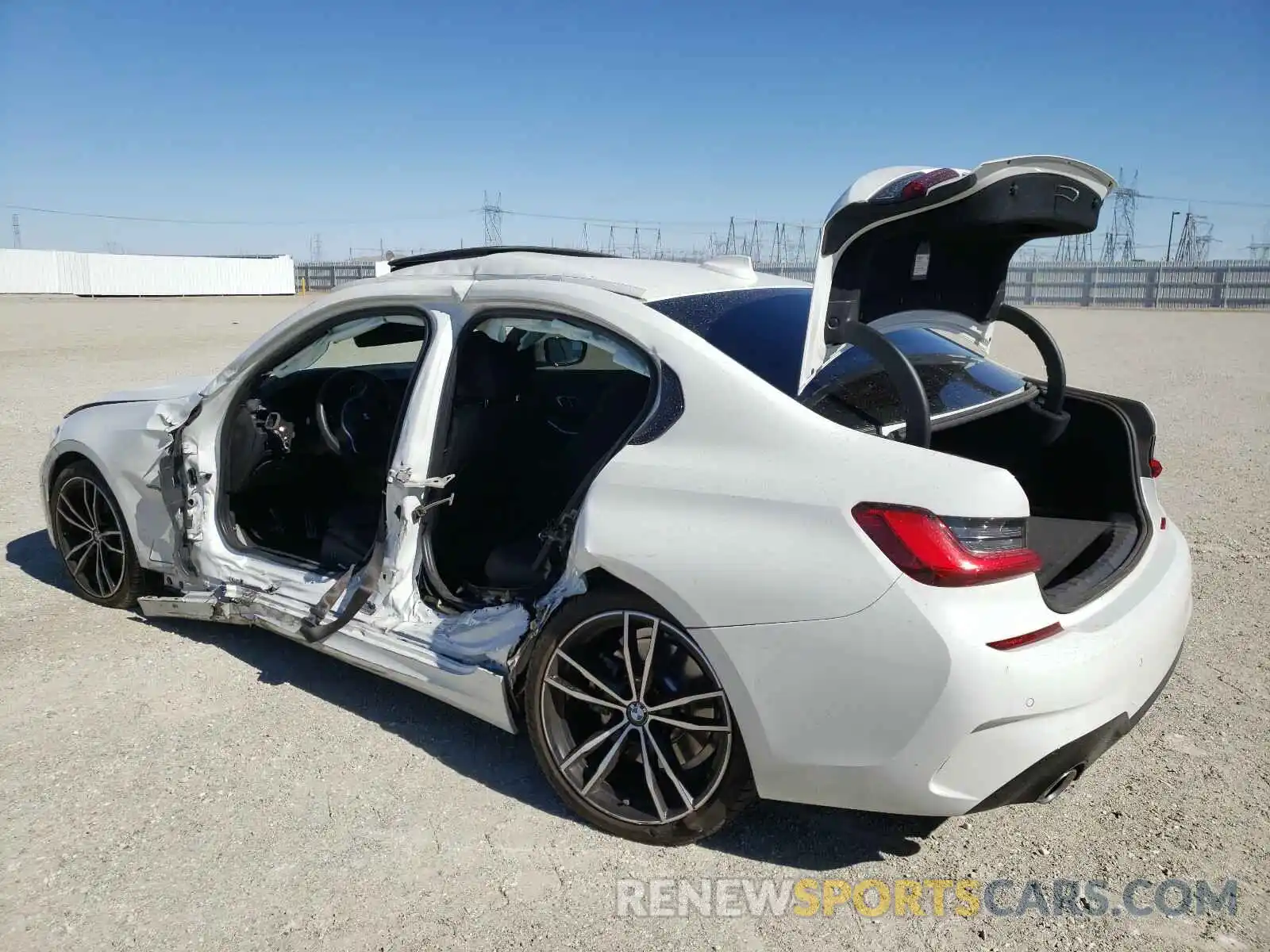 3 Photograph of a damaged car 3MW5R1J02L8B35570 BMW 3 SERIES 2020