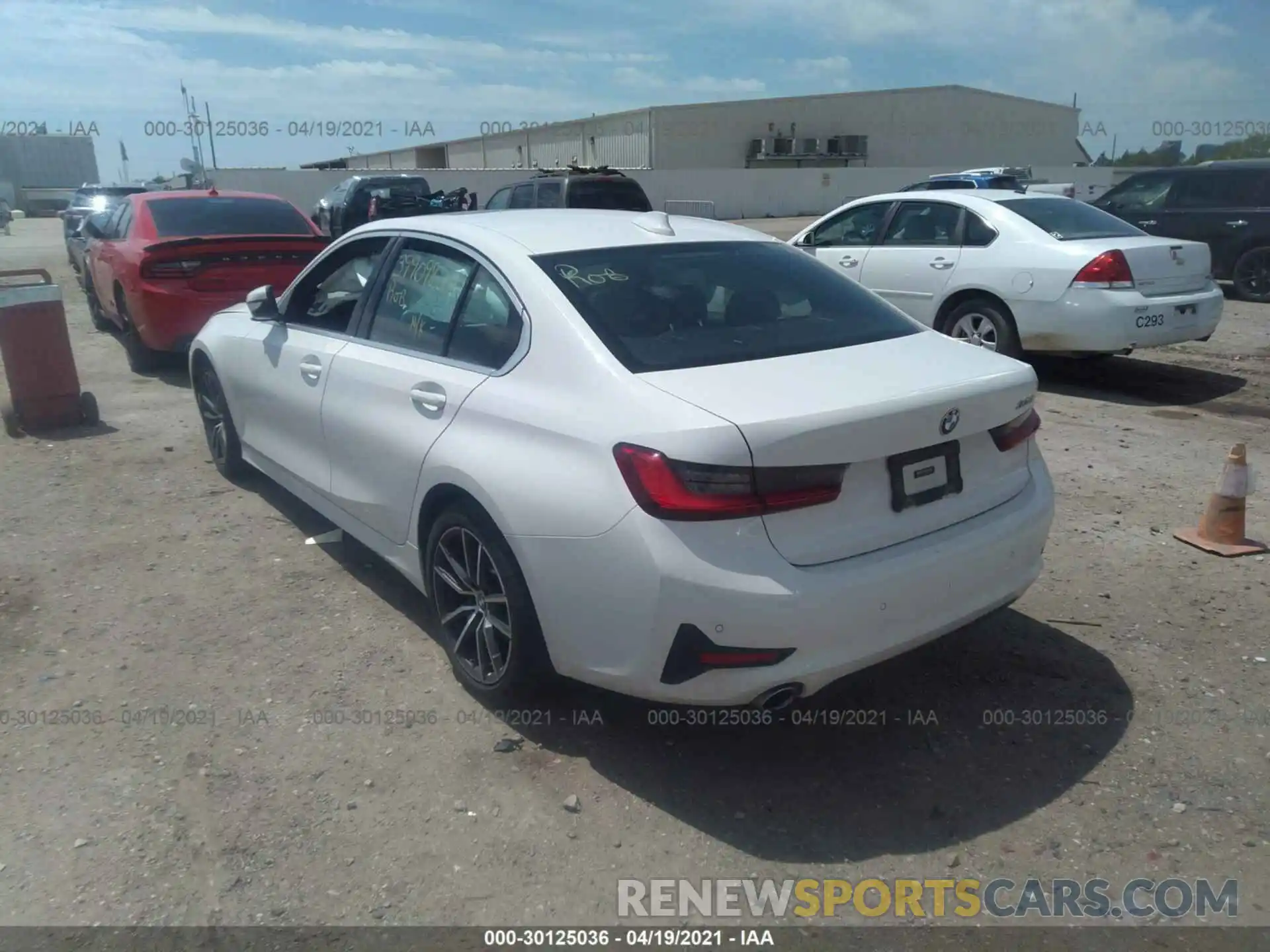 3 Photograph of a damaged car 3MW5R1J03L8B04165 BMW 3 SERIES 2020