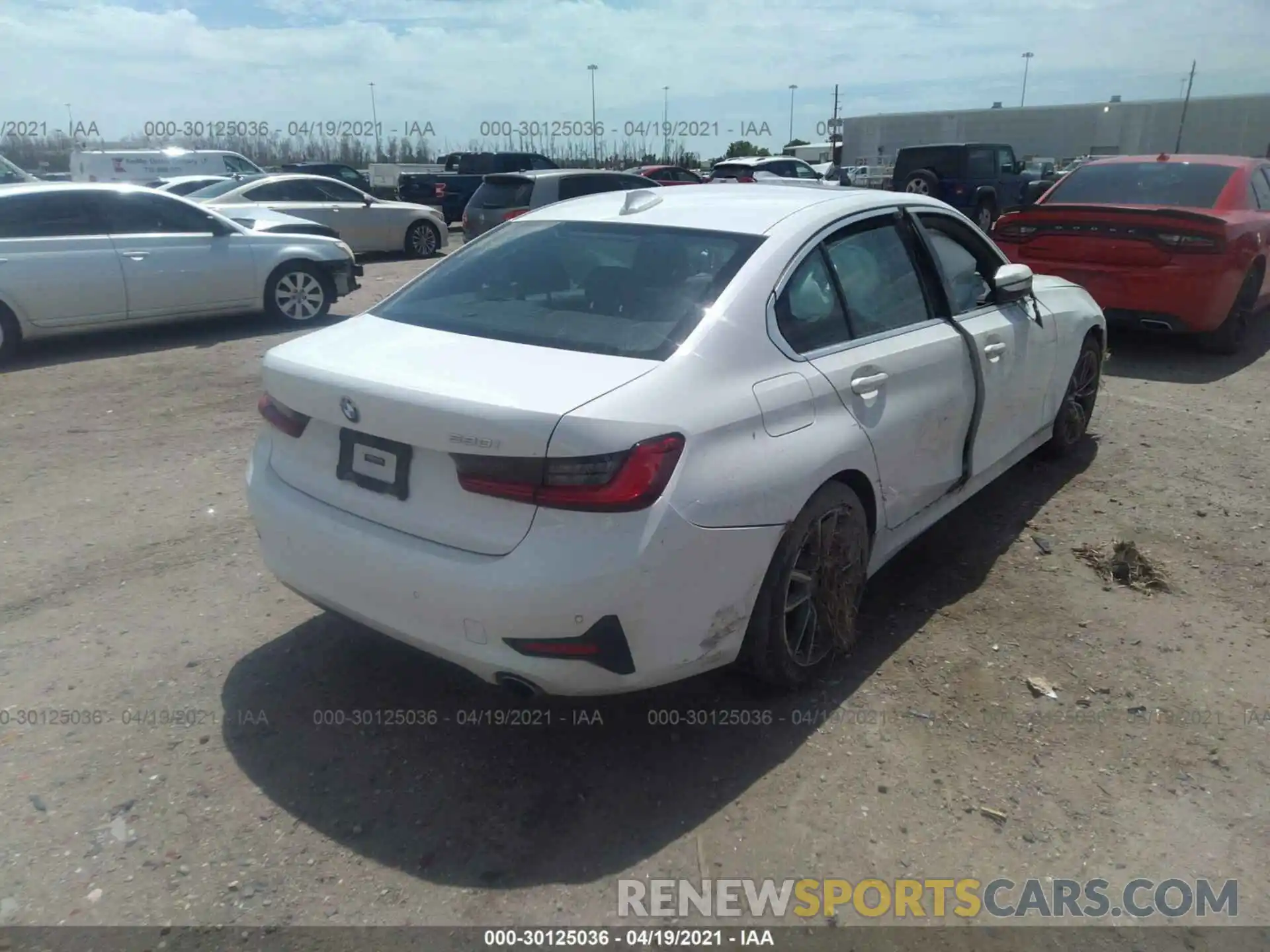 4 Photograph of a damaged car 3MW5R1J03L8B04165 BMW 3 SERIES 2020