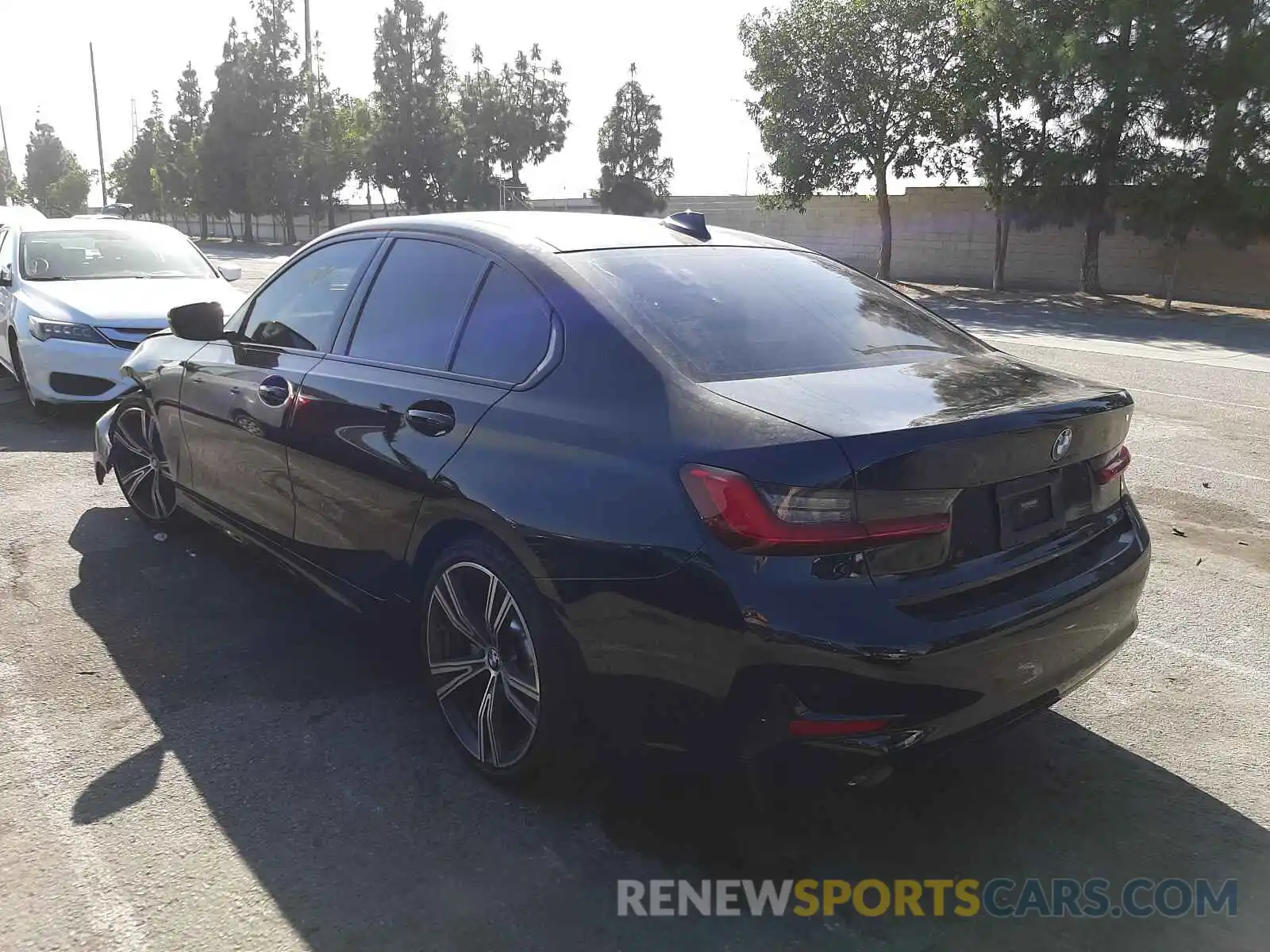 3 Photograph of a damaged car 3MW5R1J03L8B08426 BMW 3 SERIES 2020