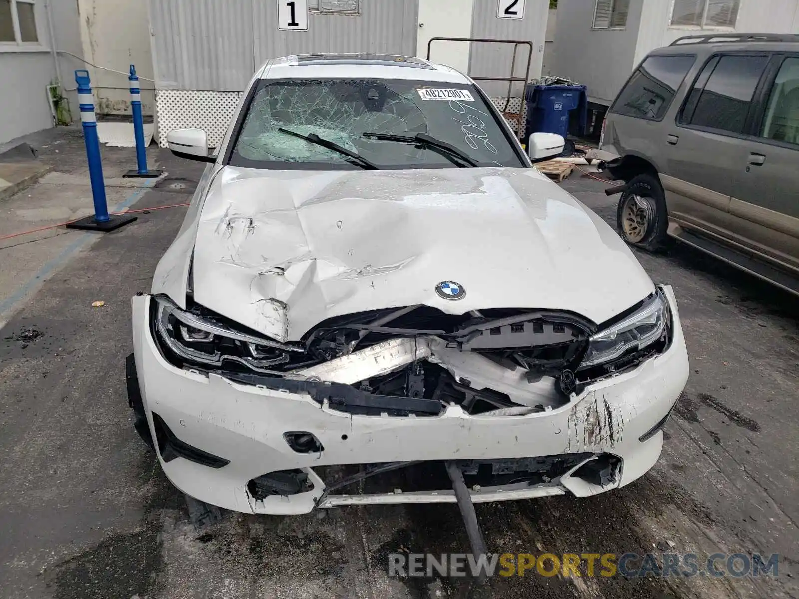 9 Photograph of a damaged car 3MW5R1J03L8B12069 BMW 3 SERIES 2020