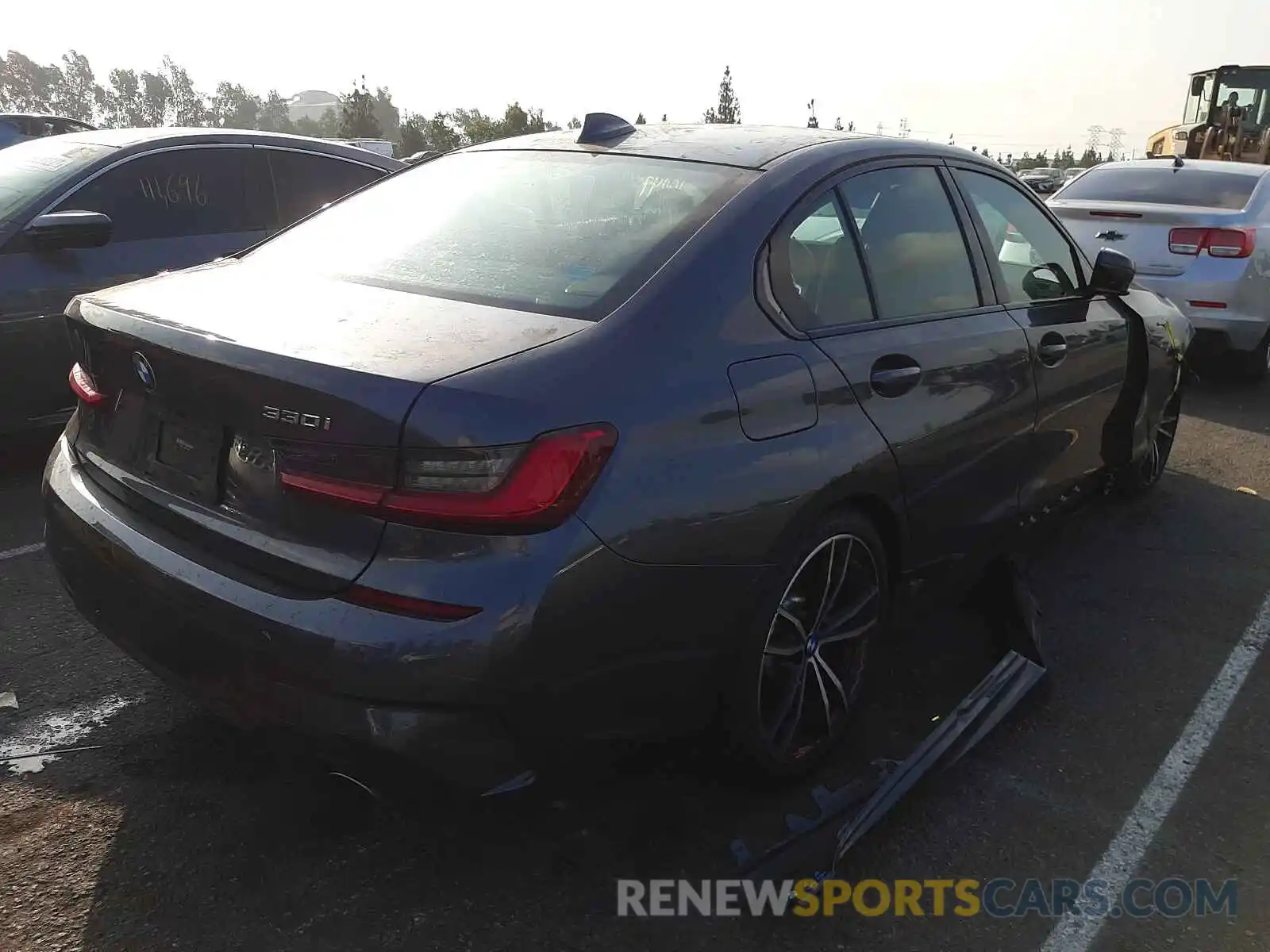 4 Photograph of a damaged car 3MW5R1J03L8B13500 BMW 3 SERIES 2020