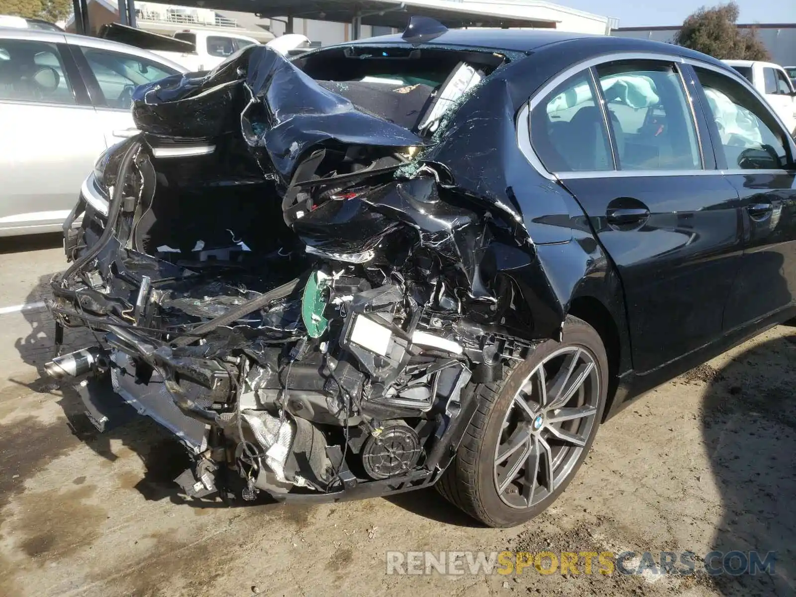 9 Photograph of a damaged car 3MW5R1J03L8B20964 BMW 3 SERIES 2020