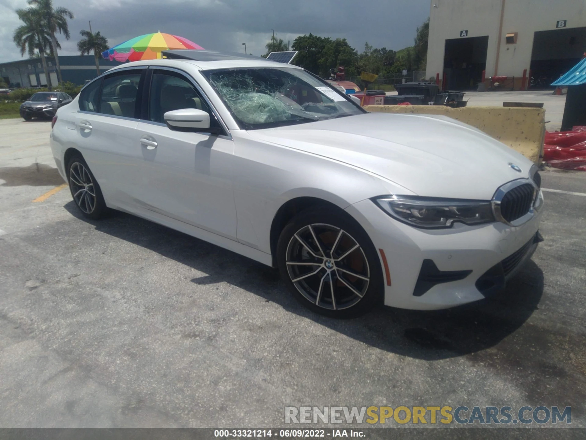 1 Photograph of a damaged car 3MW5R1J03L8B23380 BMW 3 SERIES 2020