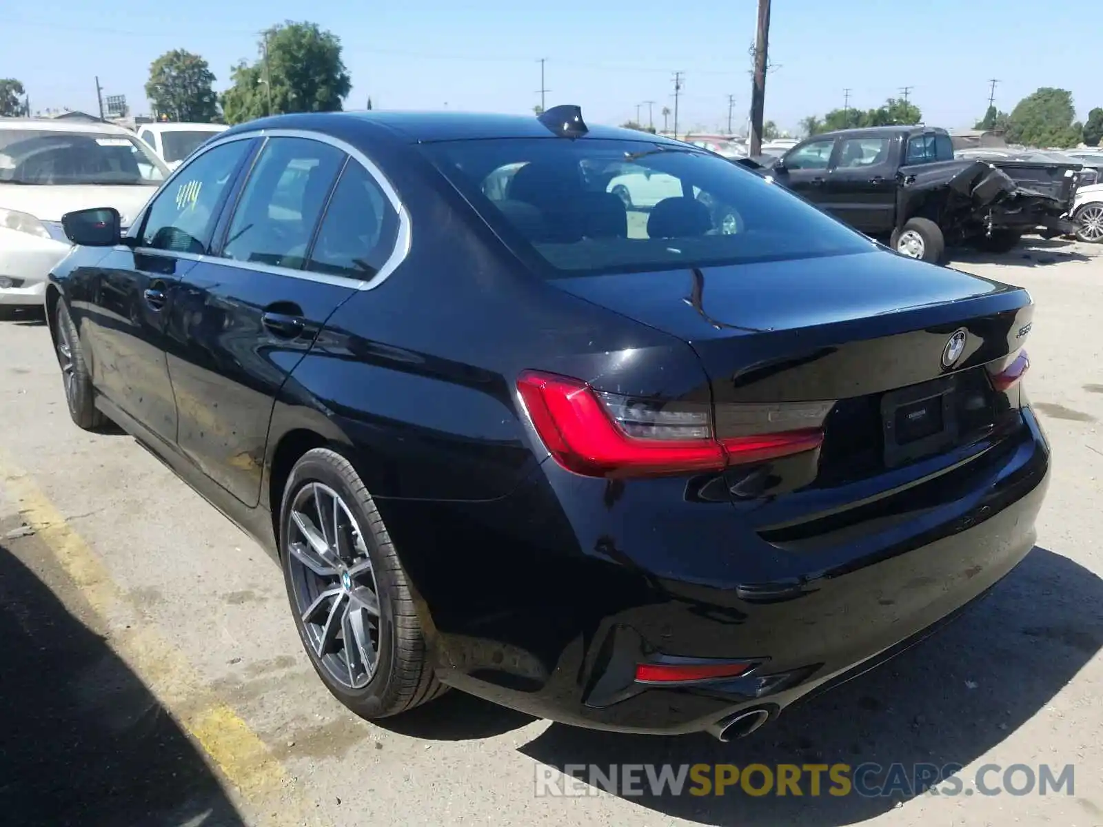 3 Photograph of a damaged car 3MW5R1J03L8B24111 BMW 3 SERIES 2020