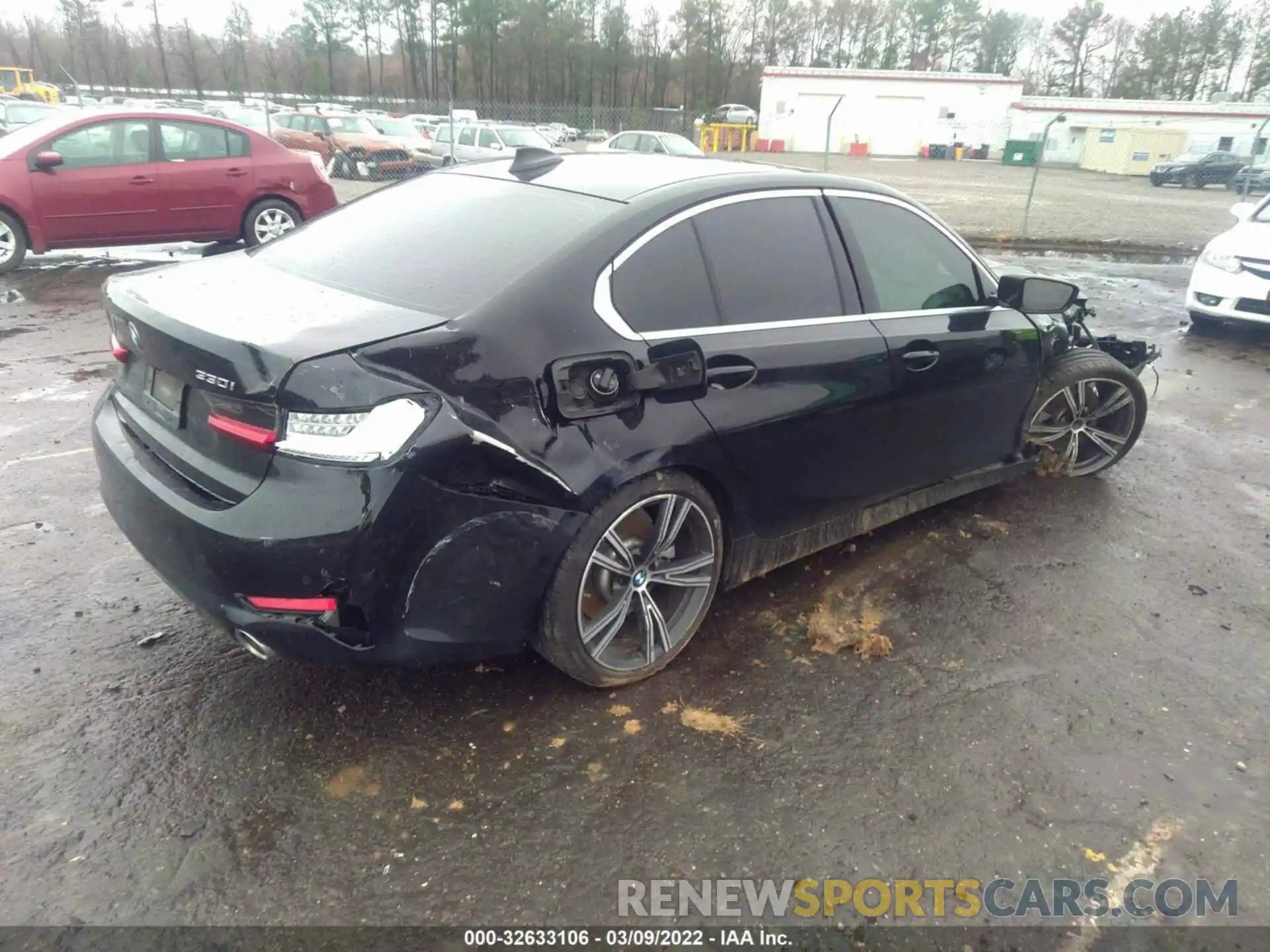 4 Photograph of a damaged car 3MW5R1J03L8B39479 BMW 3 SERIES 2020