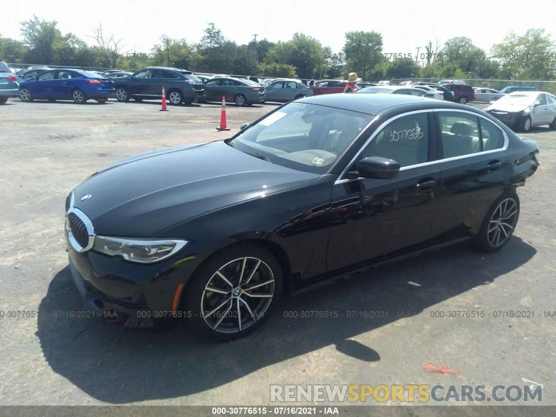 2 Photograph of a damaged car 3MW5R1J04L8B03798 BMW 3 SERIES 2020