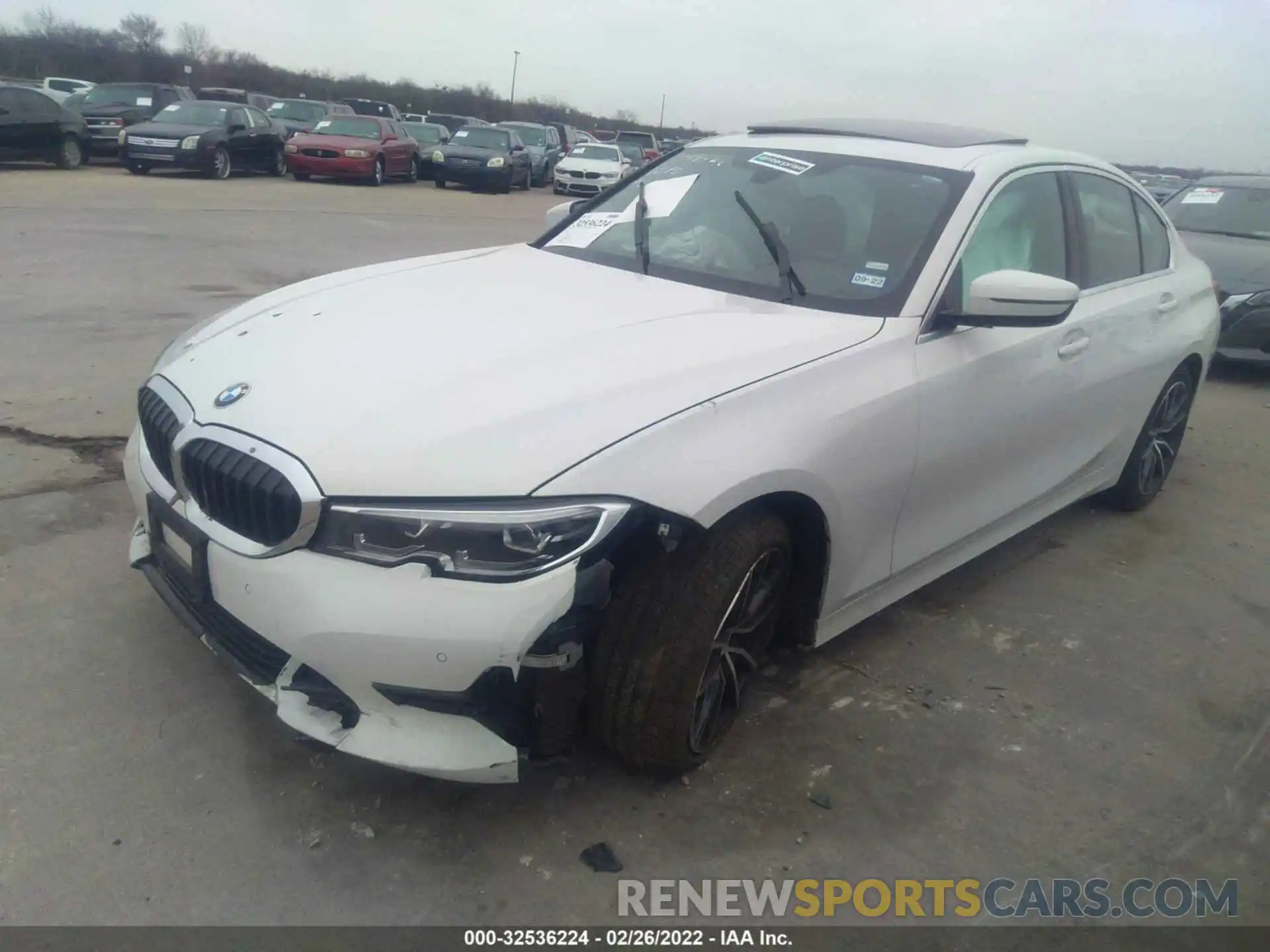 2 Photograph of a damaged car 3MW5R1J04L8B04188 BMW 3 SERIES 2020