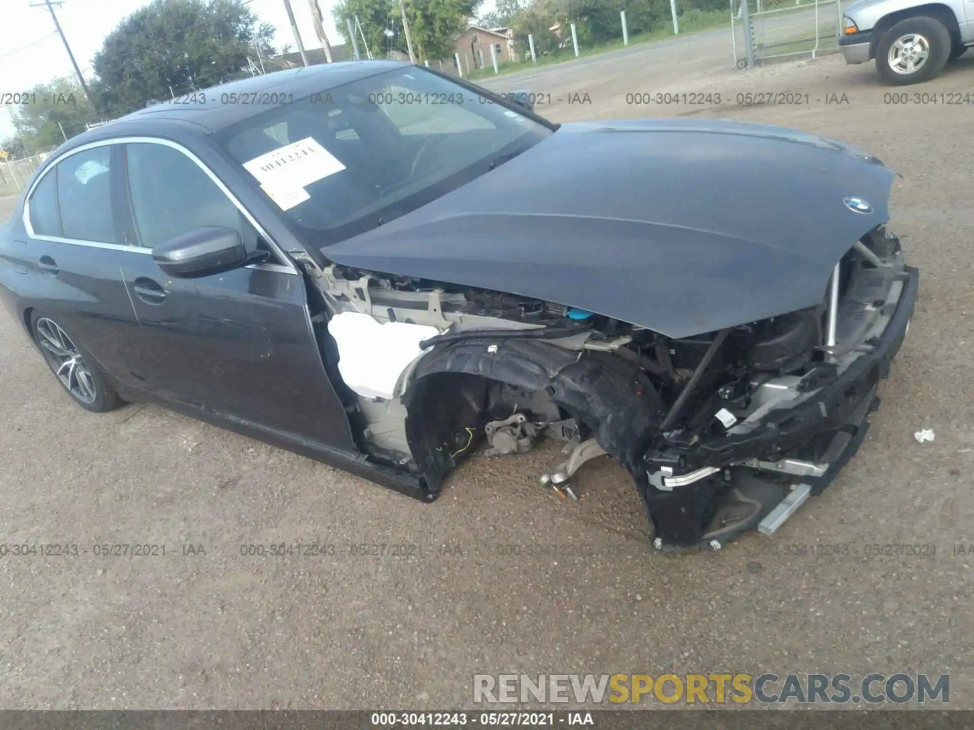 6 Photograph of a damaged car 3MW5R1J04L8B18222 BMW 3 SERIES 2020