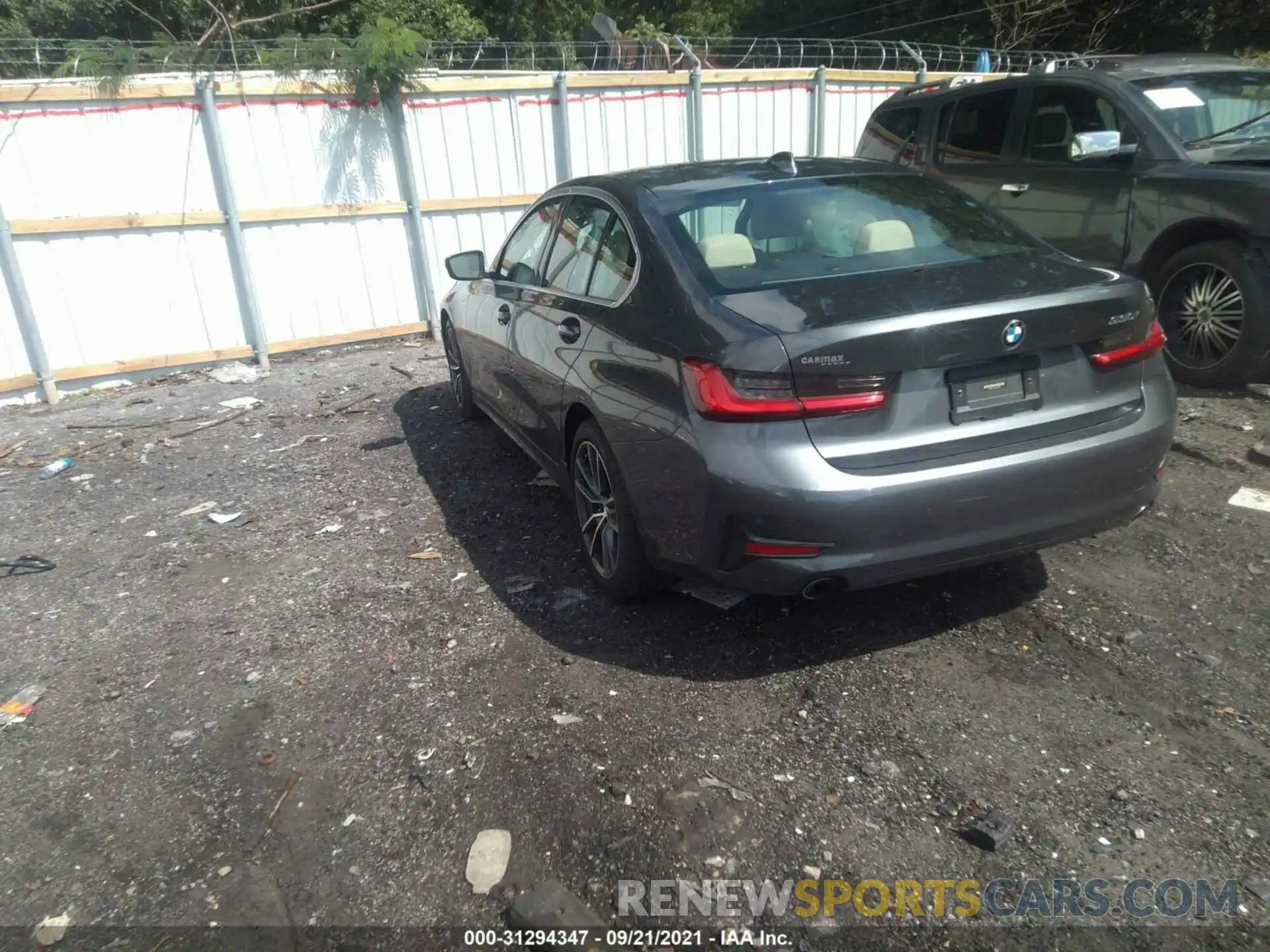 3 Photograph of a damaged car 3MW5R1J04L8B20908 BMW 3 SERIES 2020