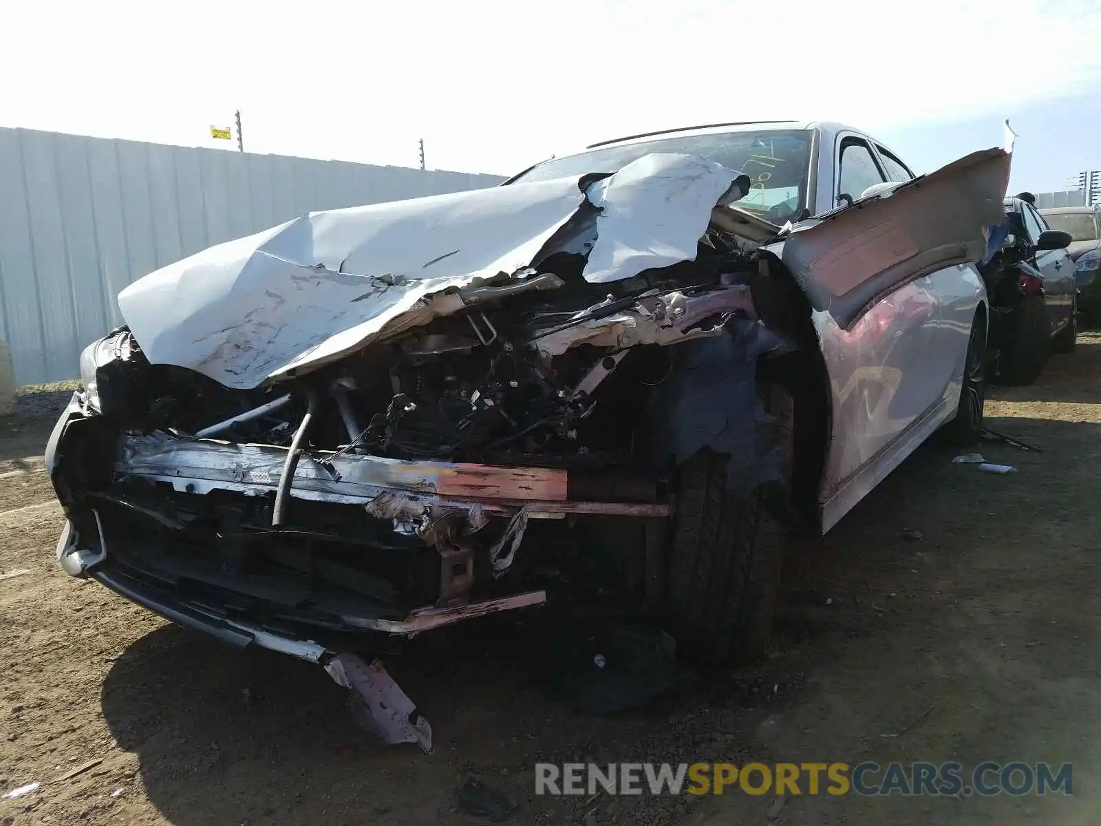 2 Photograph of a damaged car 3MW5R1J04L8B21573 BMW 3 SERIES 2020