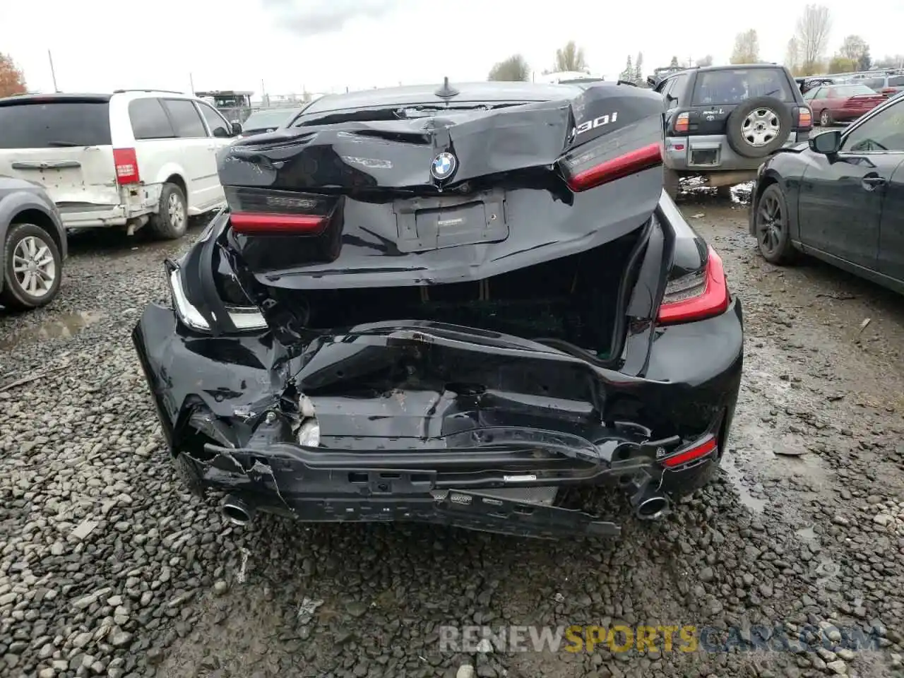 9 Photograph of a damaged car 3MW5R1J04L8B24201 BMW 3 SERIES 2020