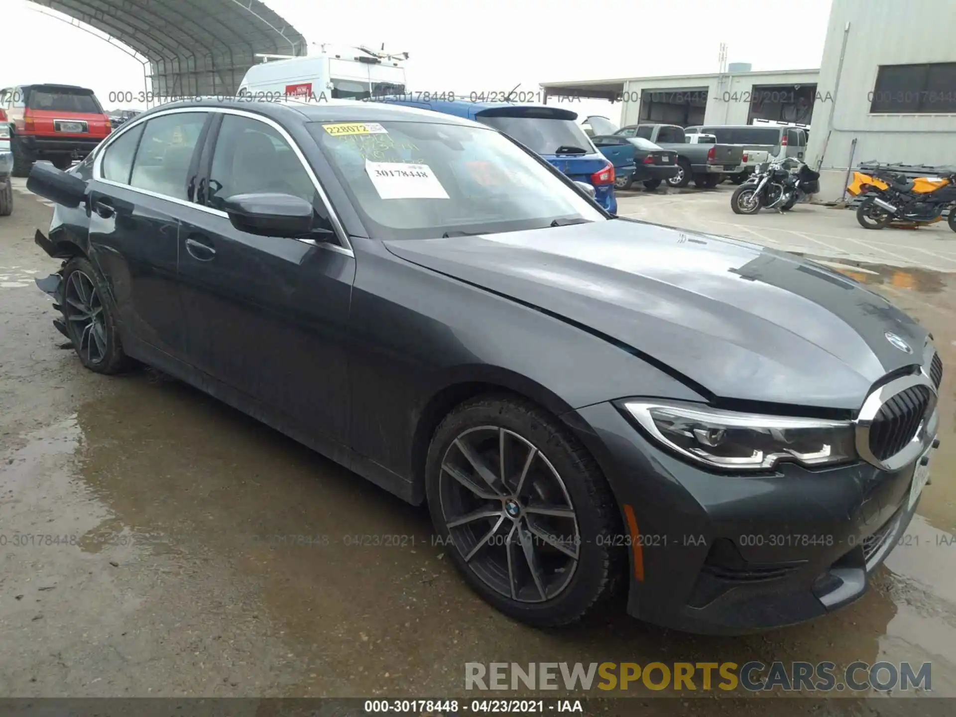 1 Photograph of a damaged car 3MW5R1J04L8B24778 BMW 3 SERIES 2020