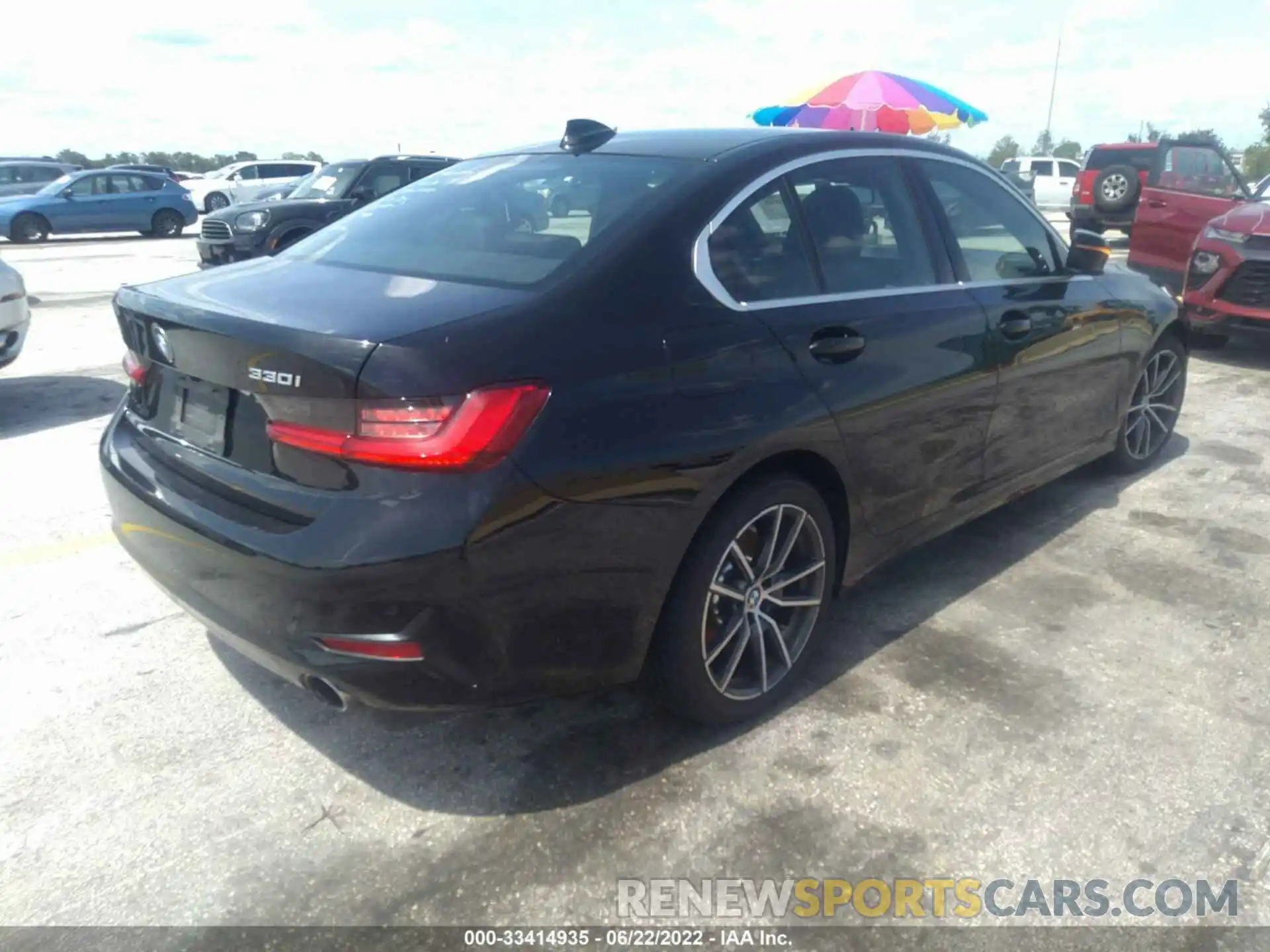 4 Photograph of a damaged car 3MW5R1J04L8B24800 BMW 3 SERIES 2020