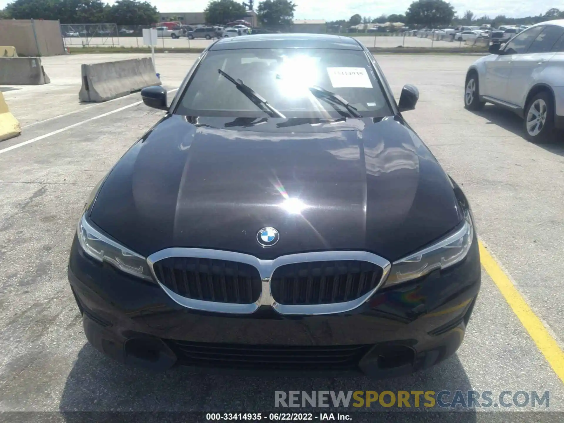 6 Photograph of a damaged car 3MW5R1J04L8B24800 BMW 3 SERIES 2020