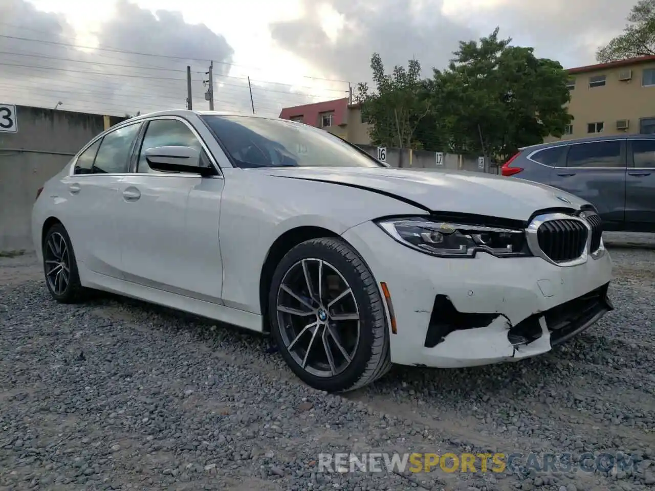 1 Photograph of a damaged car 3MW5R1J04L8B25476 BMW 3 SERIES 2020