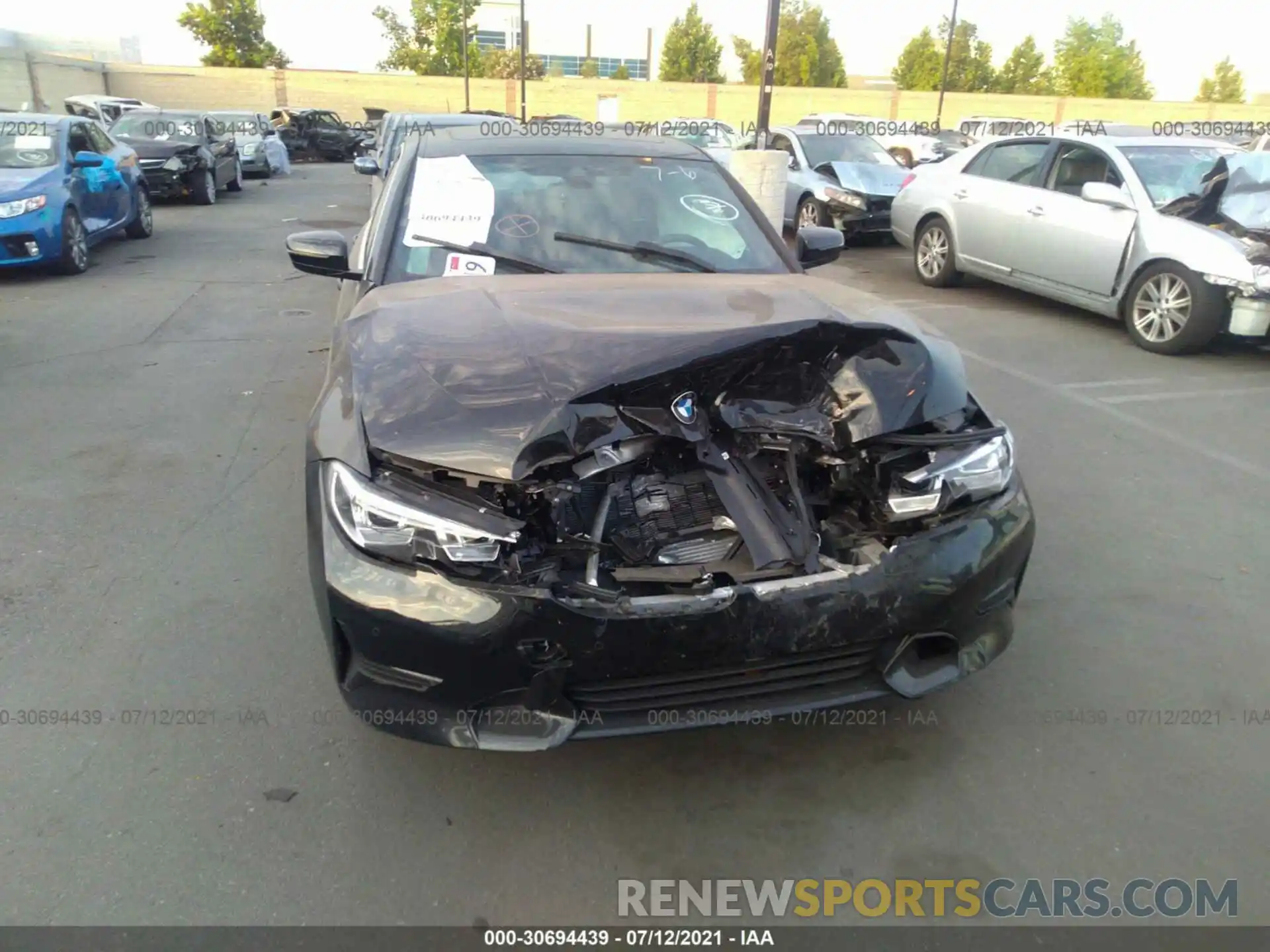 6 Photograph of a damaged car 3MW5R1J04L8B32198 BMW 3 SERIES 2020