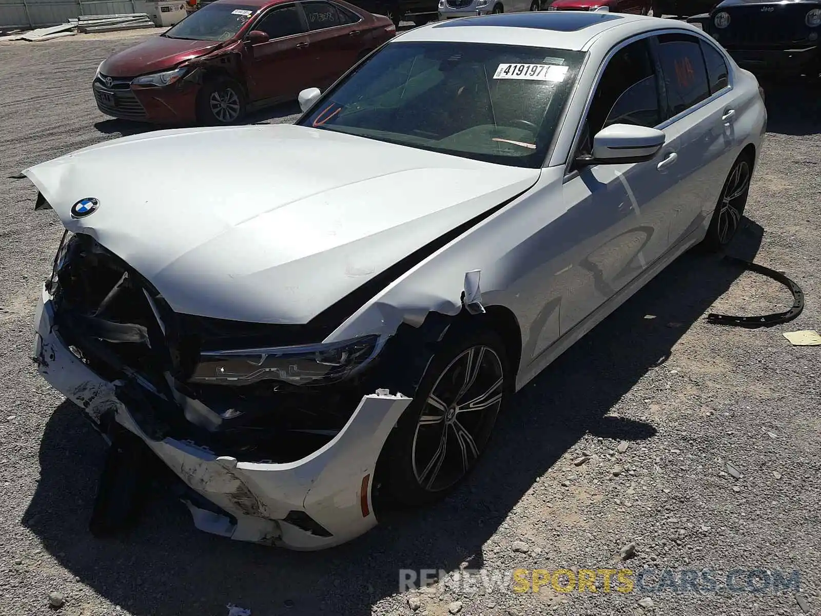 2 Photograph of a damaged car 3MW5R1J04L8B33397 BMW 3 SERIES 2020