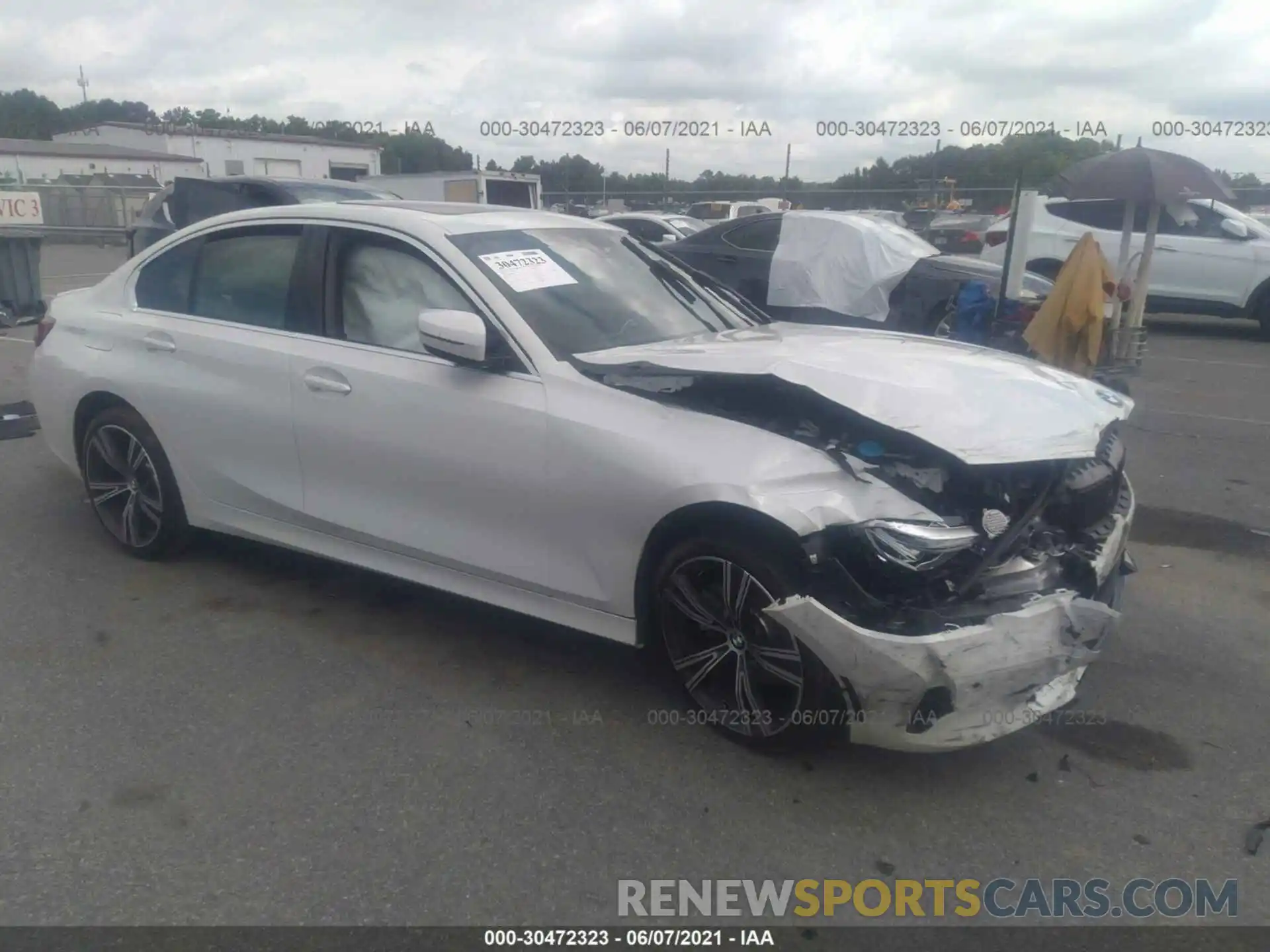 1 Photograph of a damaged car 3MW5R1J04L8B33495 BMW 3 SERIES 2020