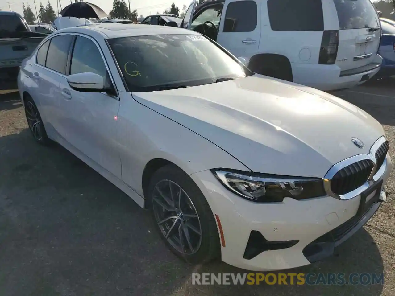 1 Photograph of a damaged car 3MW5R1J04L8B35098 BMW 3 SERIES 2020