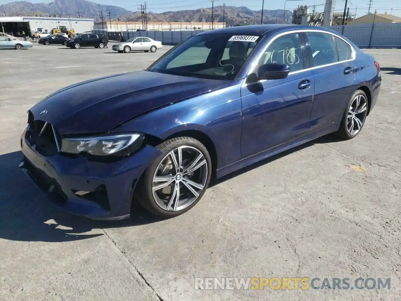 2 Photograph of a damaged car 3MW5R1J04L8B38003 BMW 3 SERIES 2020