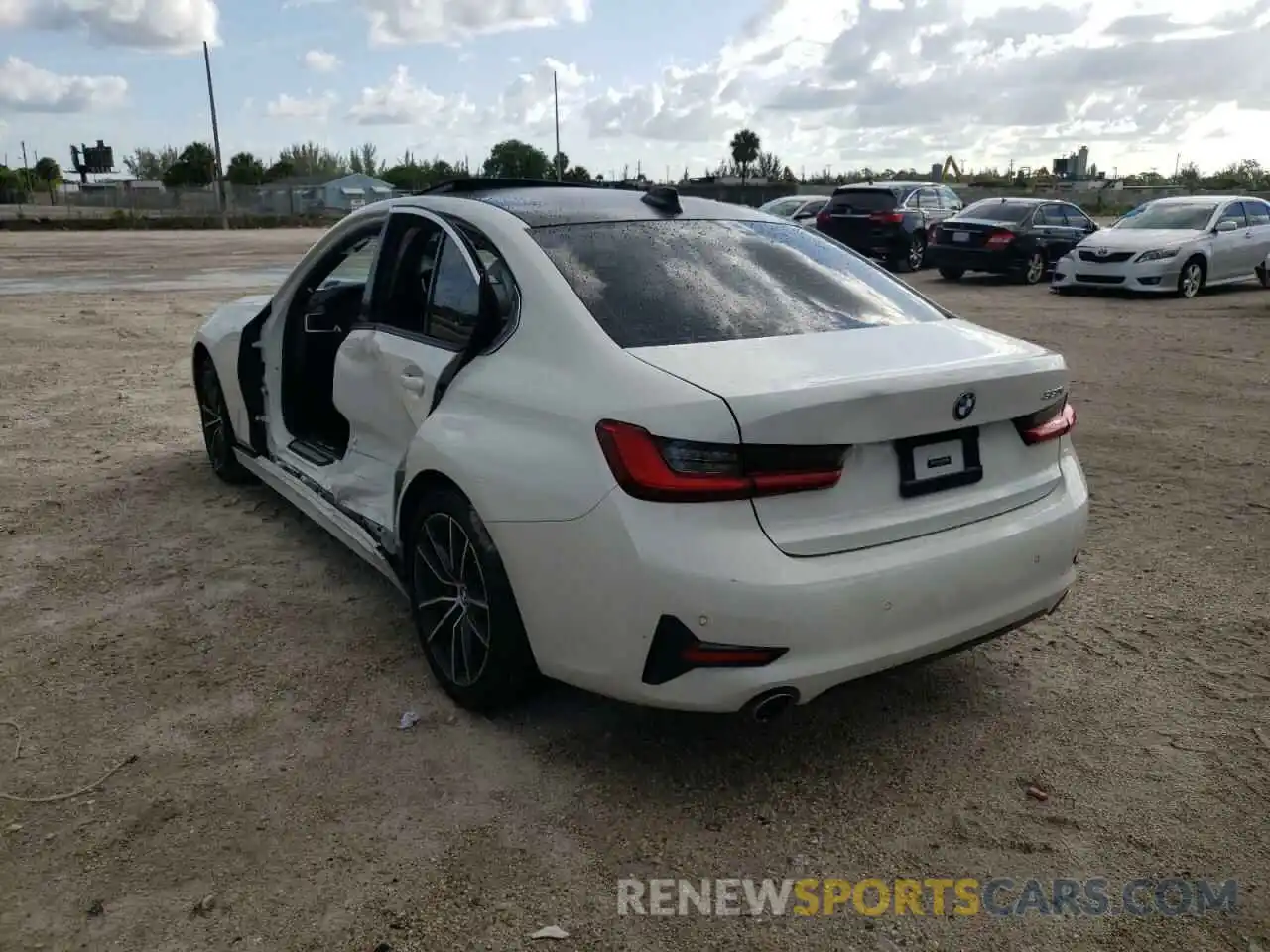 3 Photograph of a damaged car 3MW5R1J05L8B05883 BMW 3 SERIES 2020