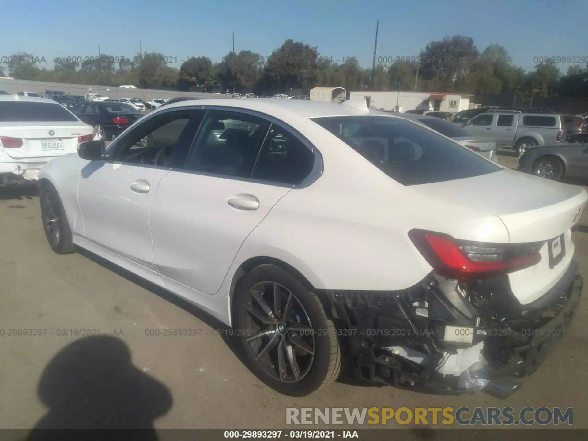 3 Photograph of a damaged car 3MW5R1J05L8B12882 BMW 3 SERIES 2020