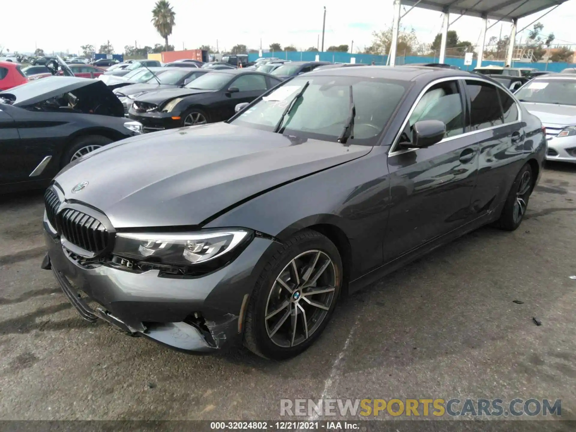 2 Photograph of a damaged car 3MW5R1J05L8B13434 BMW 3 SERIES 2020