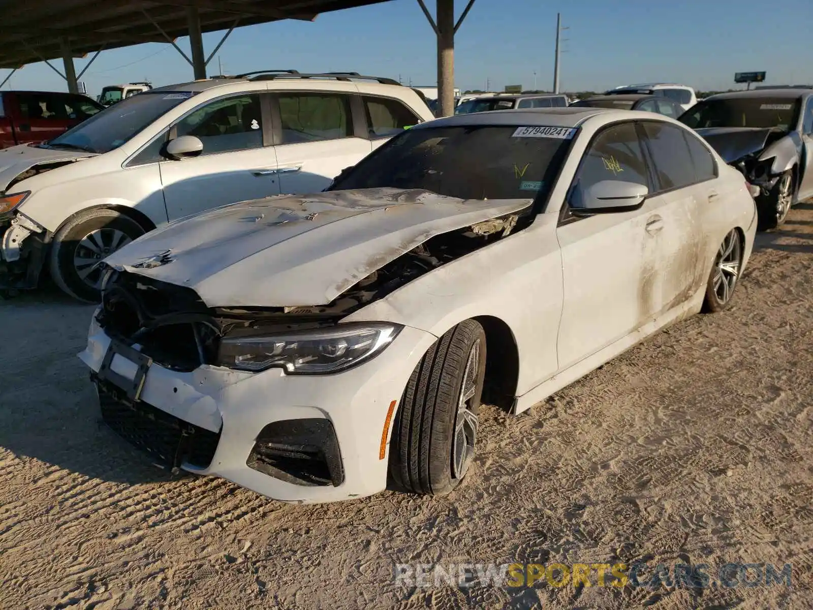 2 Photograph of a damaged car 3MW5R1J05L8B14311 BMW 3 SERIES 2020