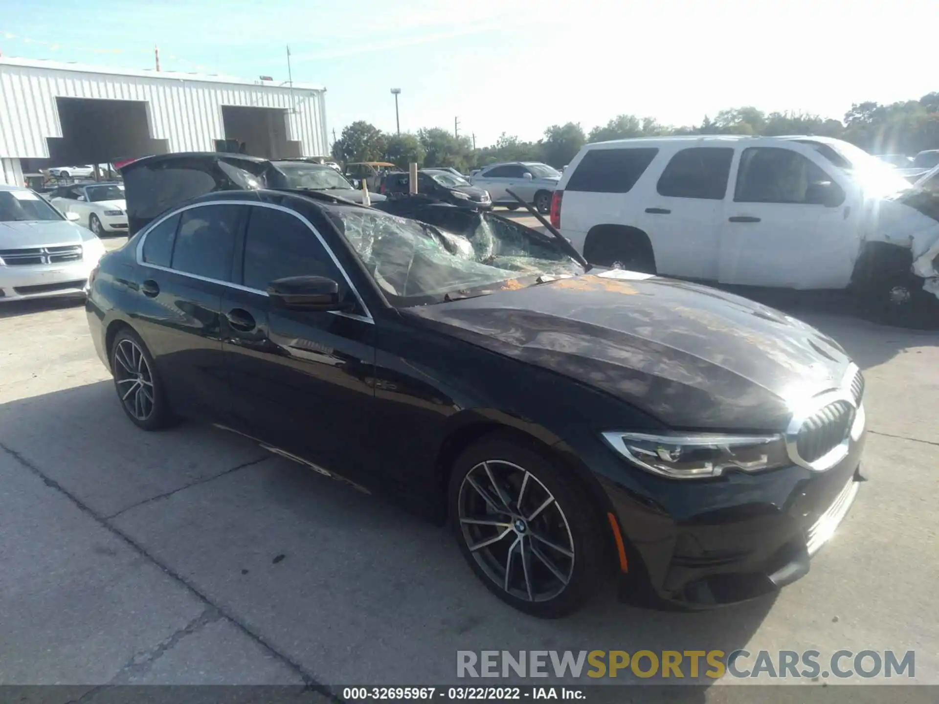 1 Photograph of a damaged car 3MW5R1J05L8B14843 BMW 3 SERIES 2020