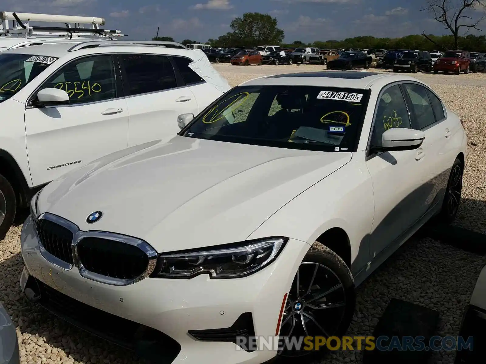 2 Photograph of a damaged car 3MW5R1J05L8B14986 BMW 3 SERIES 2020