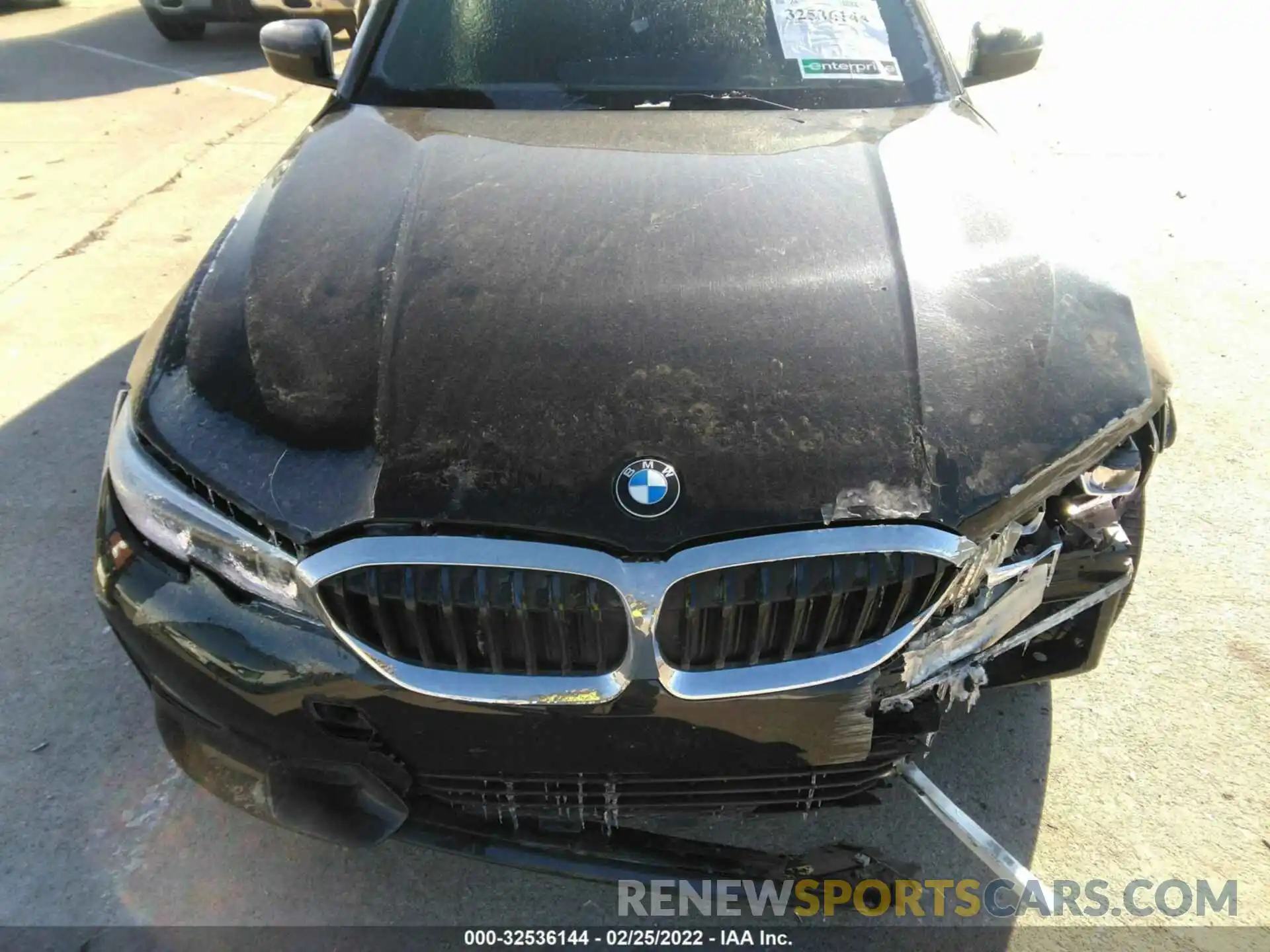 10 Photograph of a damaged car 3MW5R1J05L8B22067 BMW 3 SERIES 2020