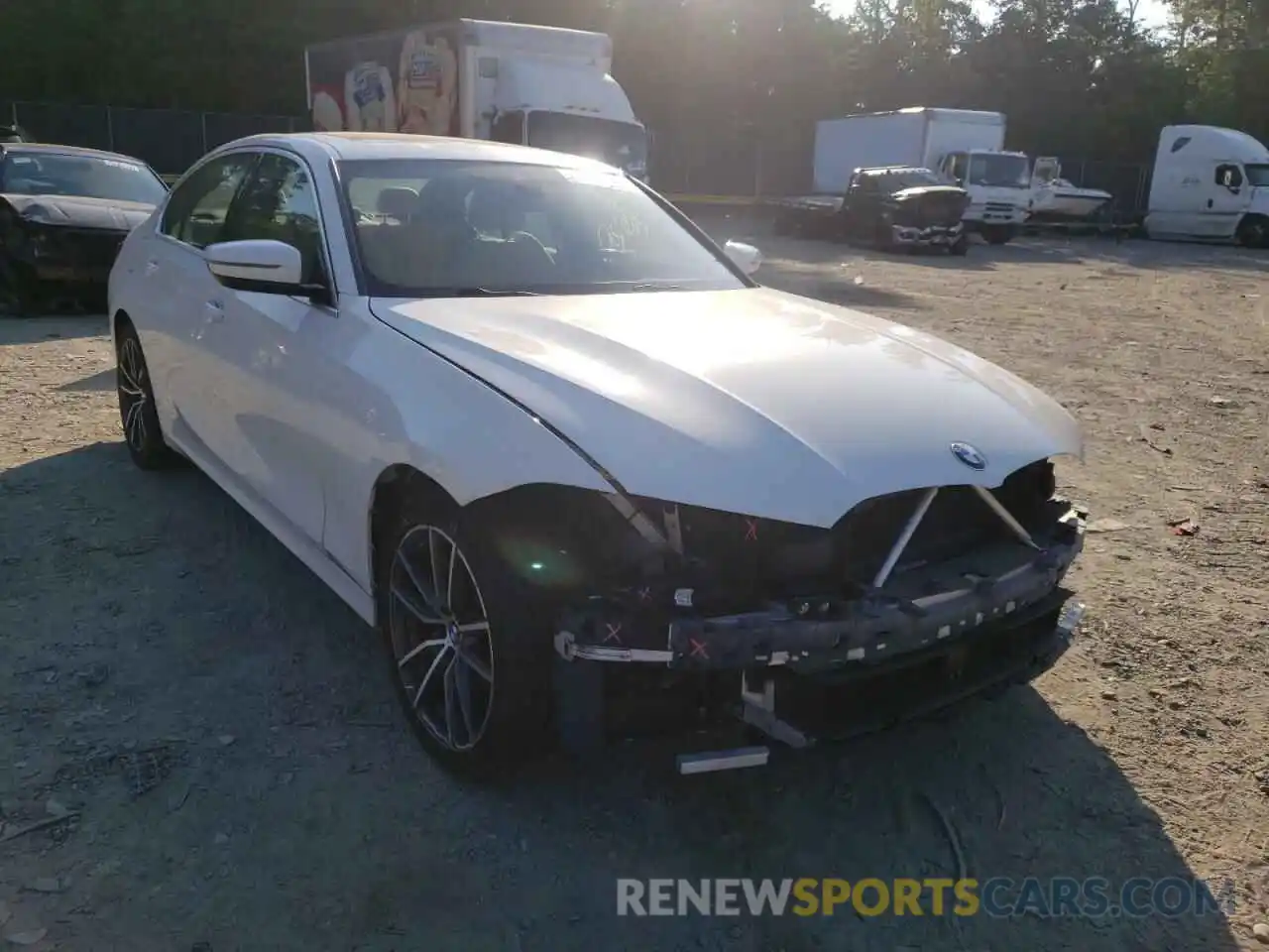 1 Photograph of a damaged car 3MW5R1J05L8B23901 BMW 3 SERIES 2020