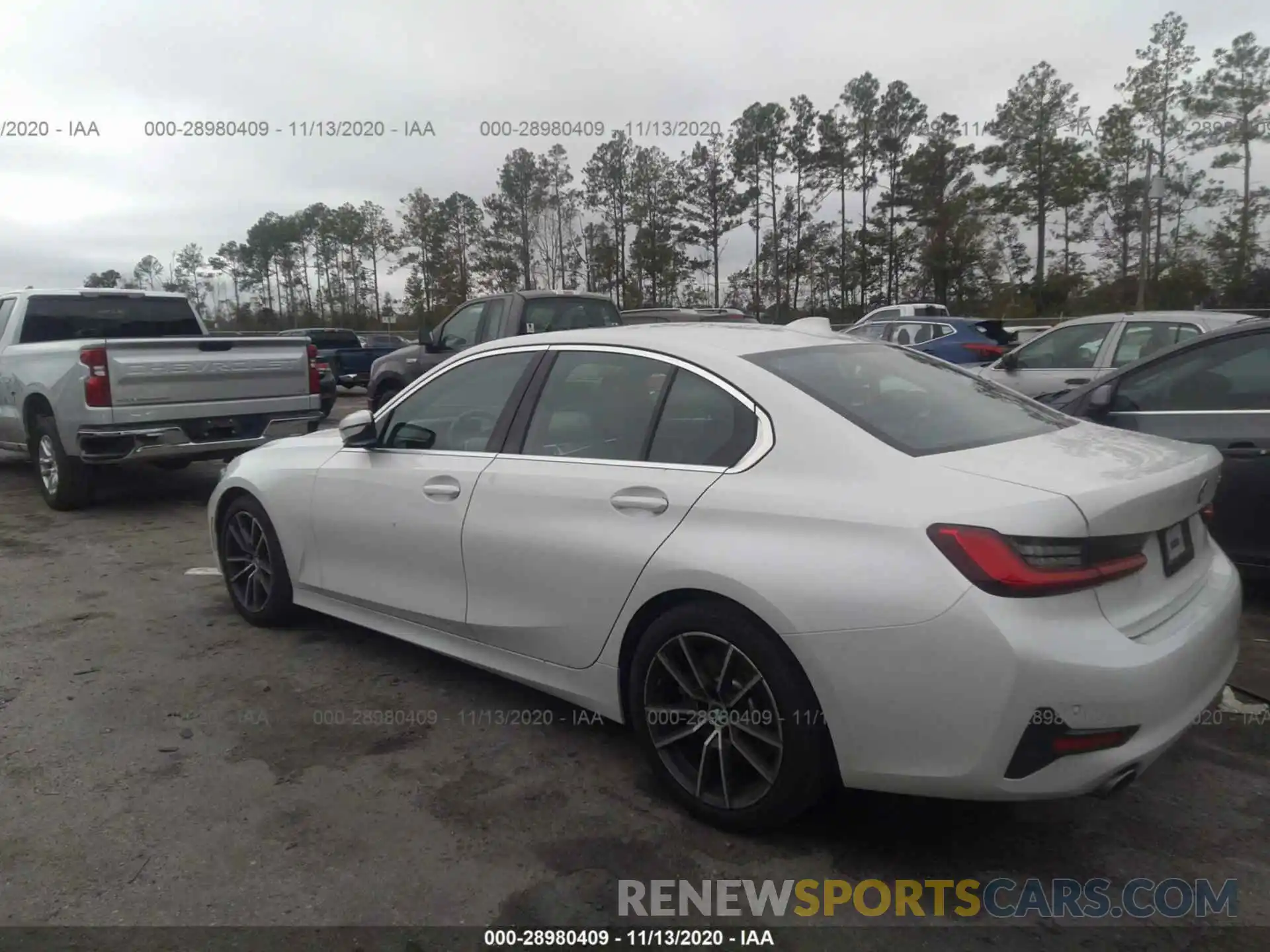 3 Photograph of a damaged car 3MW5R1J05L8B25289 BMW 3 SERIES 2020