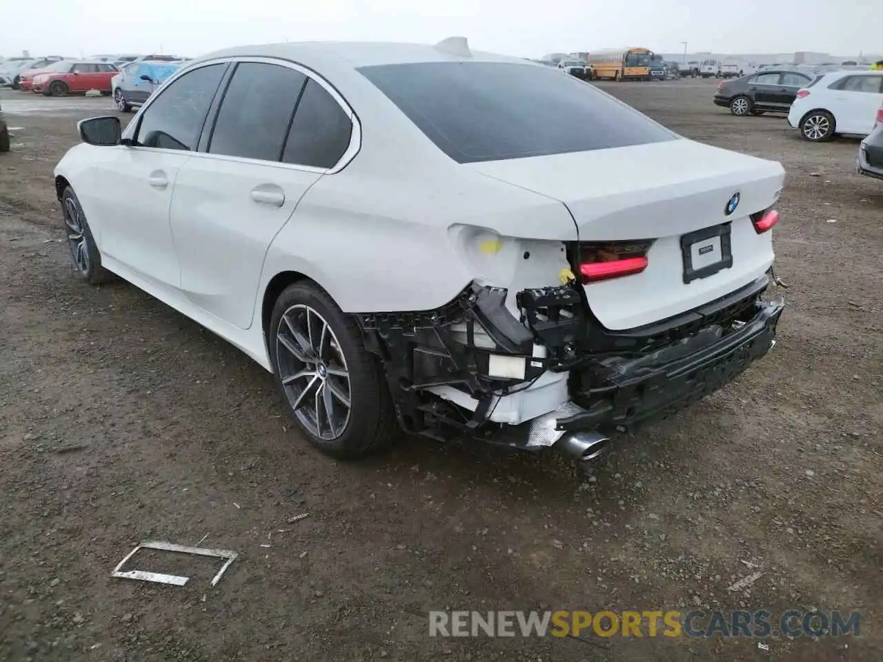 3 Photograph of a damaged car 3MW5R1J05L8B34655 BMW 3 SERIES 2020