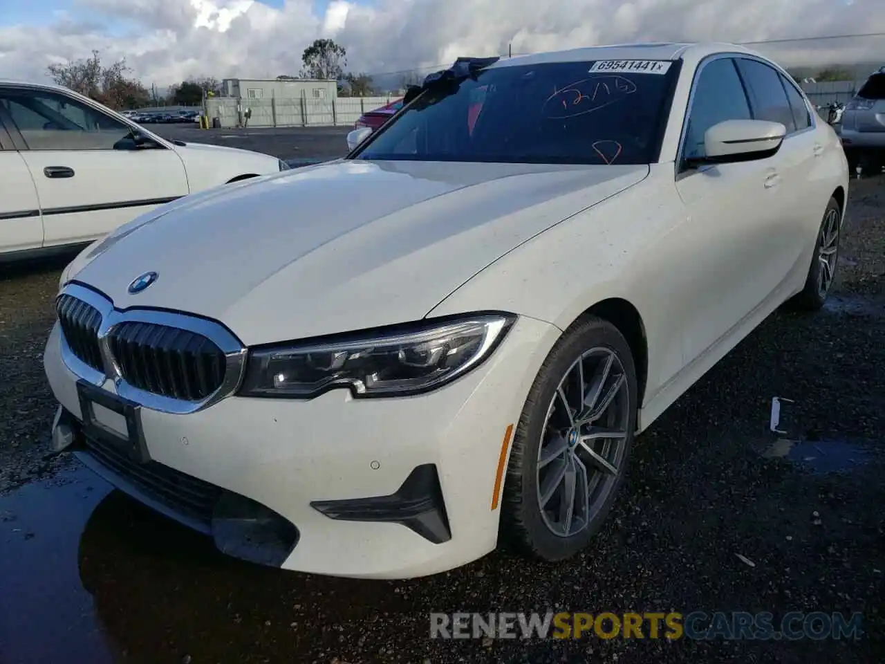 2 Photograph of a damaged car 3MW5R1J06L8B04404 BMW 3 SERIES 2020