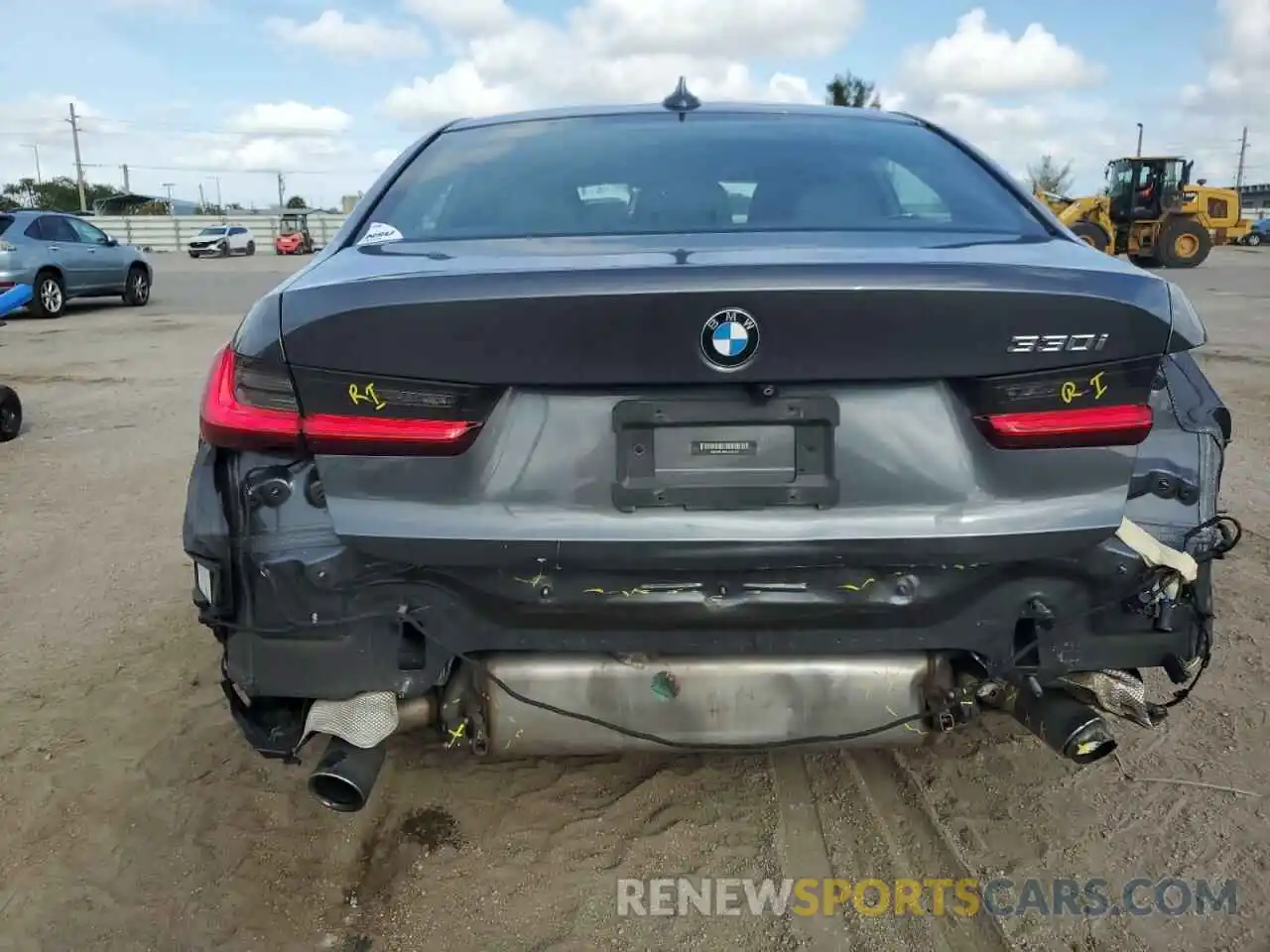 6 Photograph of a damaged car 3MW5R1J06L8B05200 BMW 3 SERIES 2020