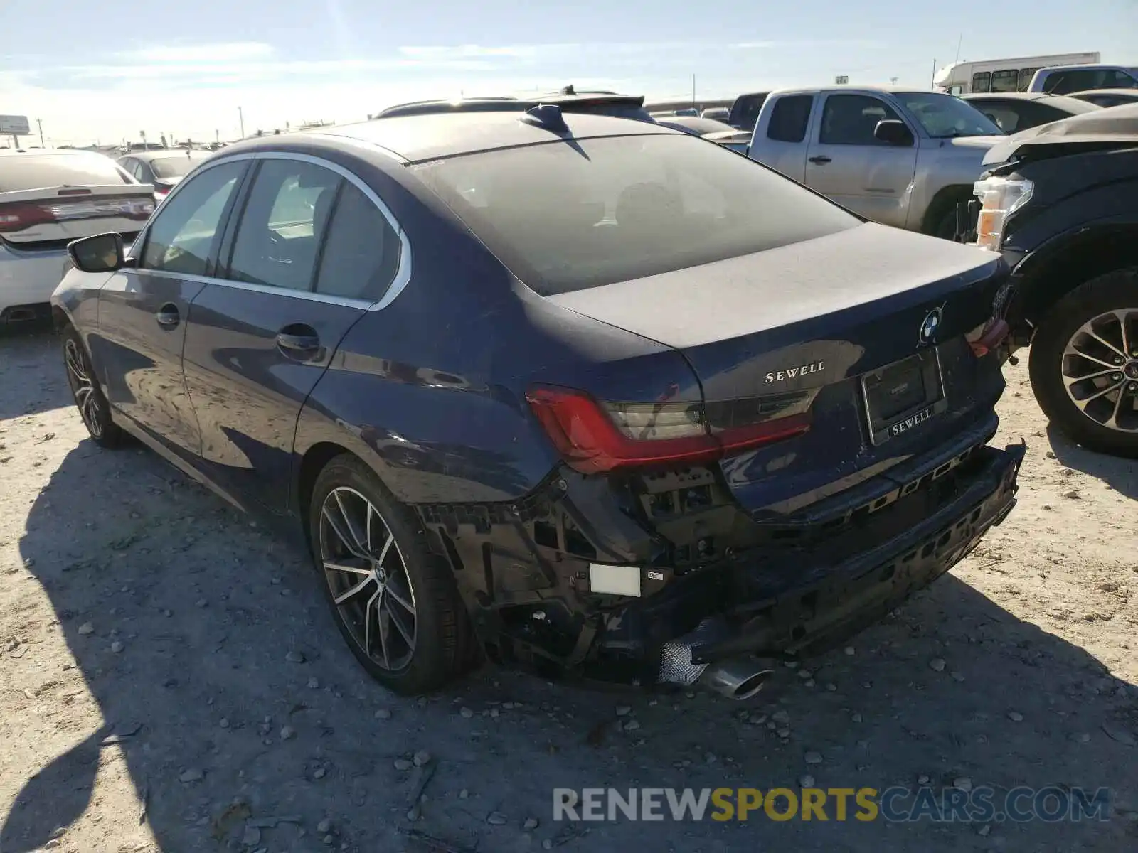 3 Photograph of a damaged car 3MW5R1J06L8B12860 BMW 3 SERIES 2020