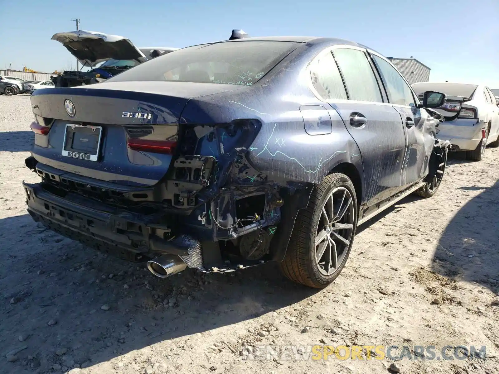 4 Photograph of a damaged car 3MW5R1J06L8B12860 BMW 3 SERIES 2020