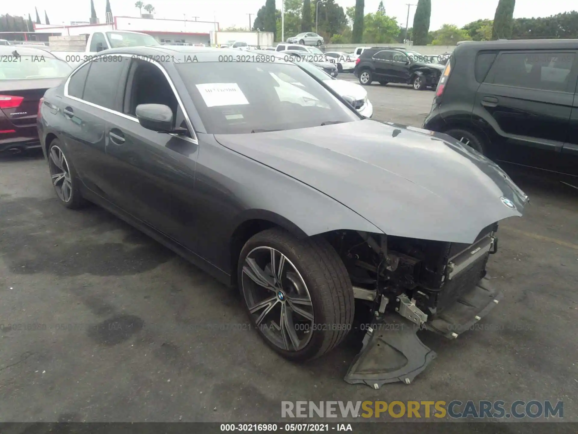 1 Photograph of a damaged car 3MW5R1J06L8B16505 BMW 3 SERIES 2020