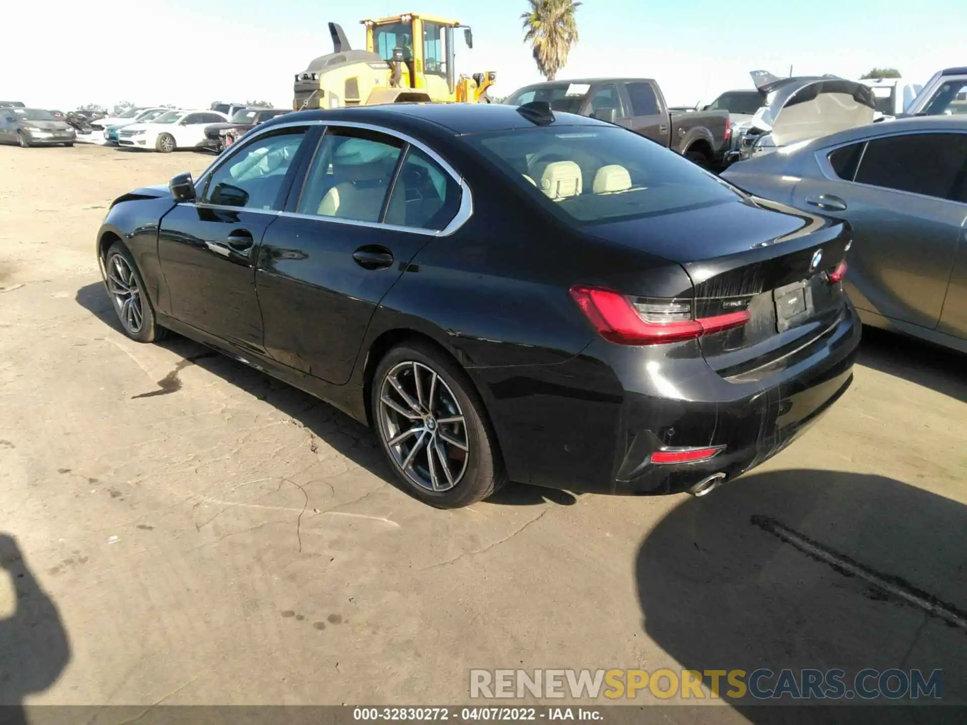 3 Photograph of a damaged car 3MW5R1J06L8B17038 BMW 3 SERIES 2020