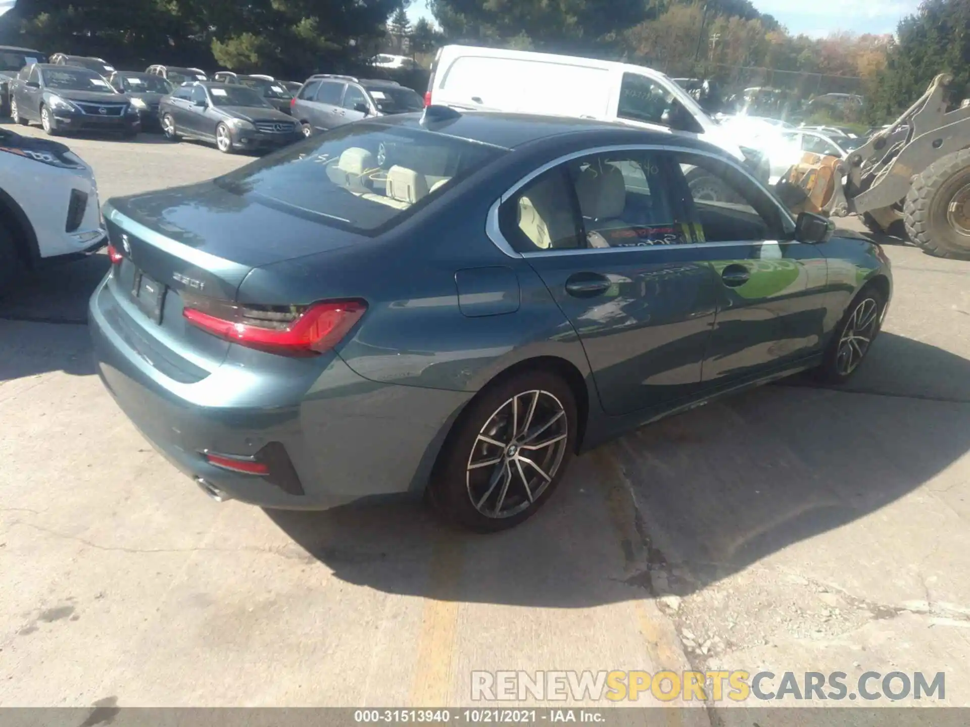 4 Photograph of a damaged car 3MW5R1J06L8B29559 BMW 3 SERIES 2020