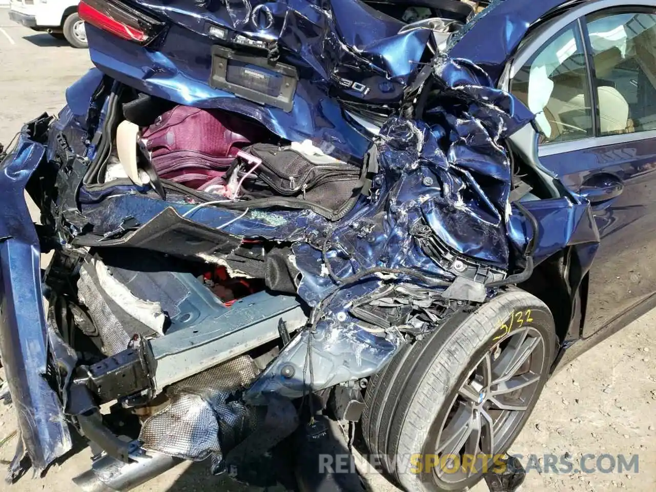 9 Photograph of a damaged car 3MW5R1J06L8B30162 BMW 3 SERIES 2020