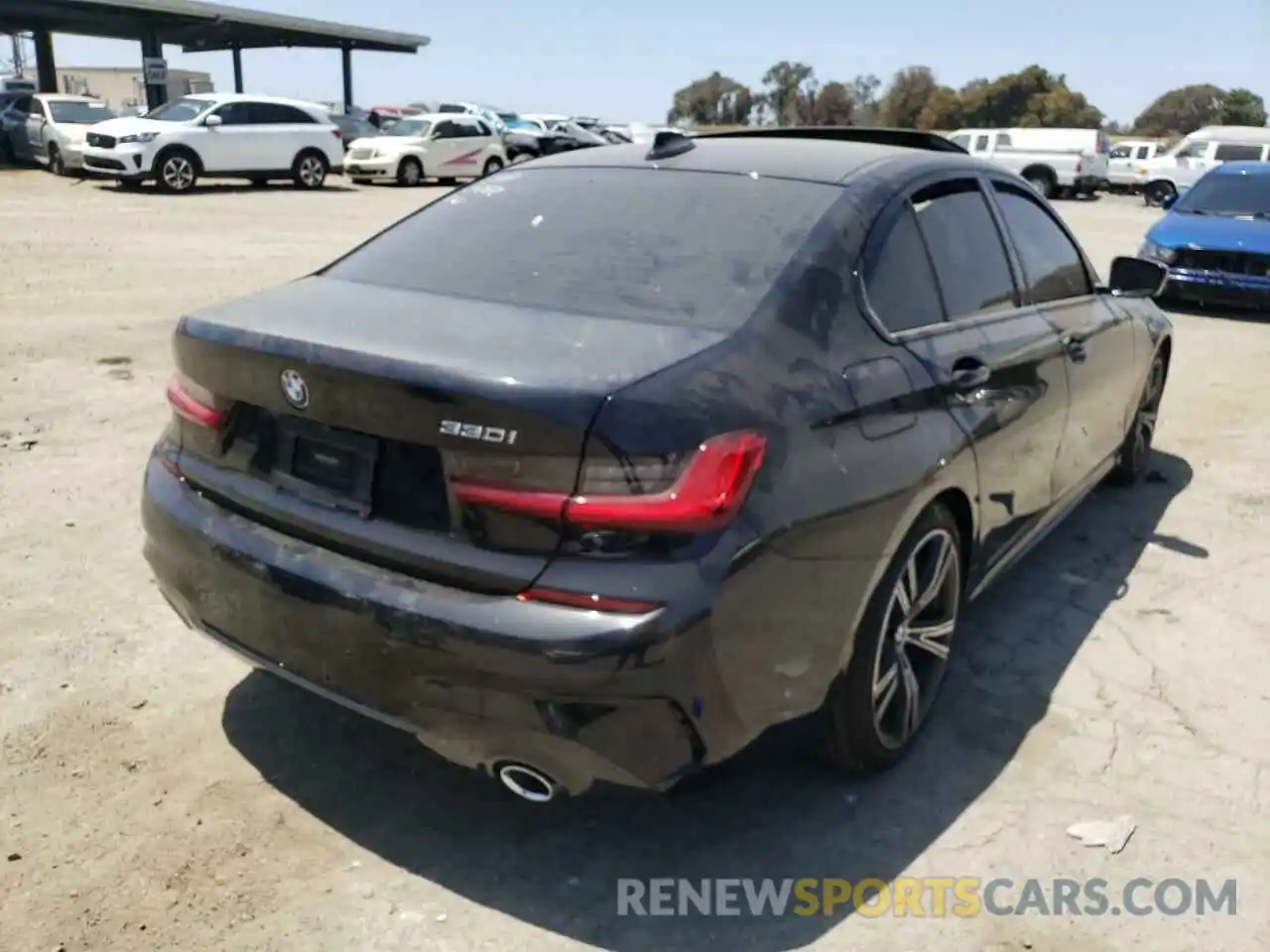 4 Photograph of a damaged car 3MW5R1J06L8B30842 BMW 3 SERIES 2020